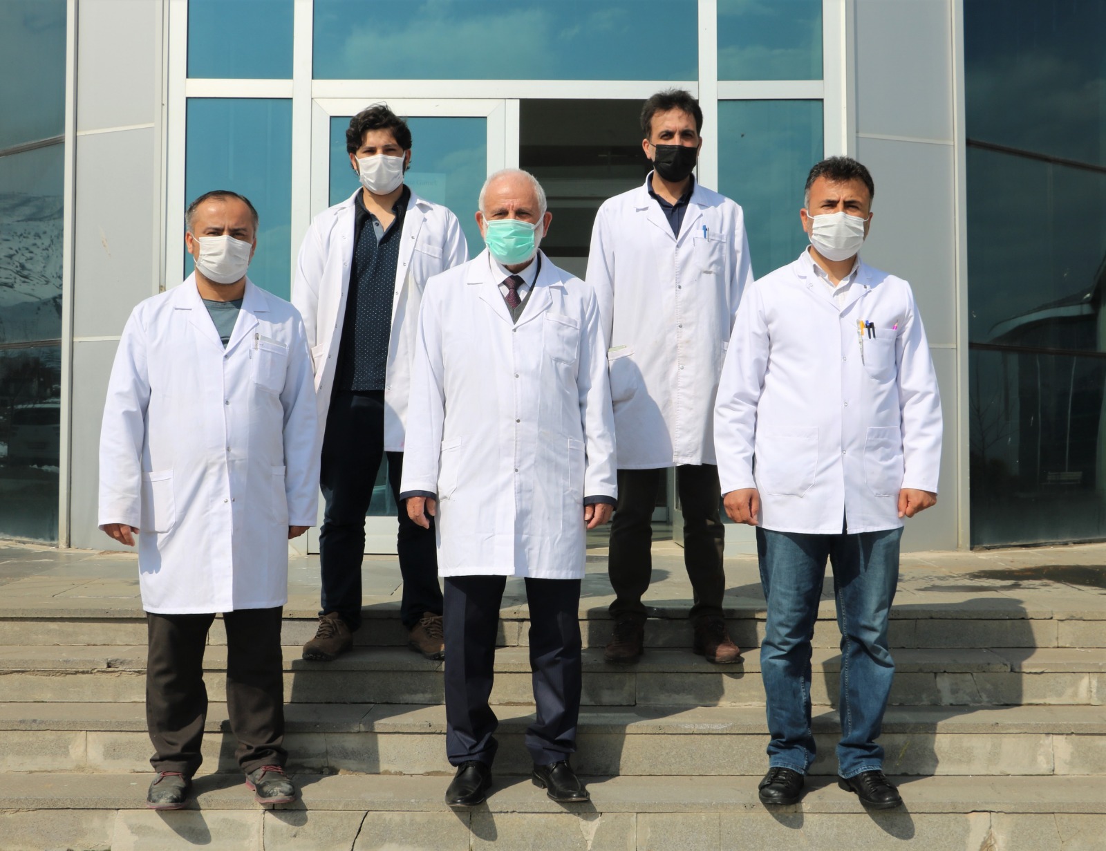 temel-analiz-laboratuvarimiz-calismalarina-hiz-kesmeden-devam-ediyor-651