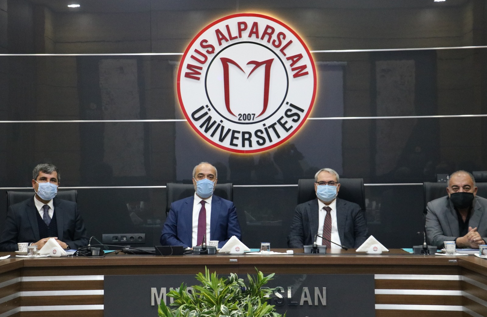 is-insanlari-ve-yatirimcilar-universitemizde-agirlandi-698