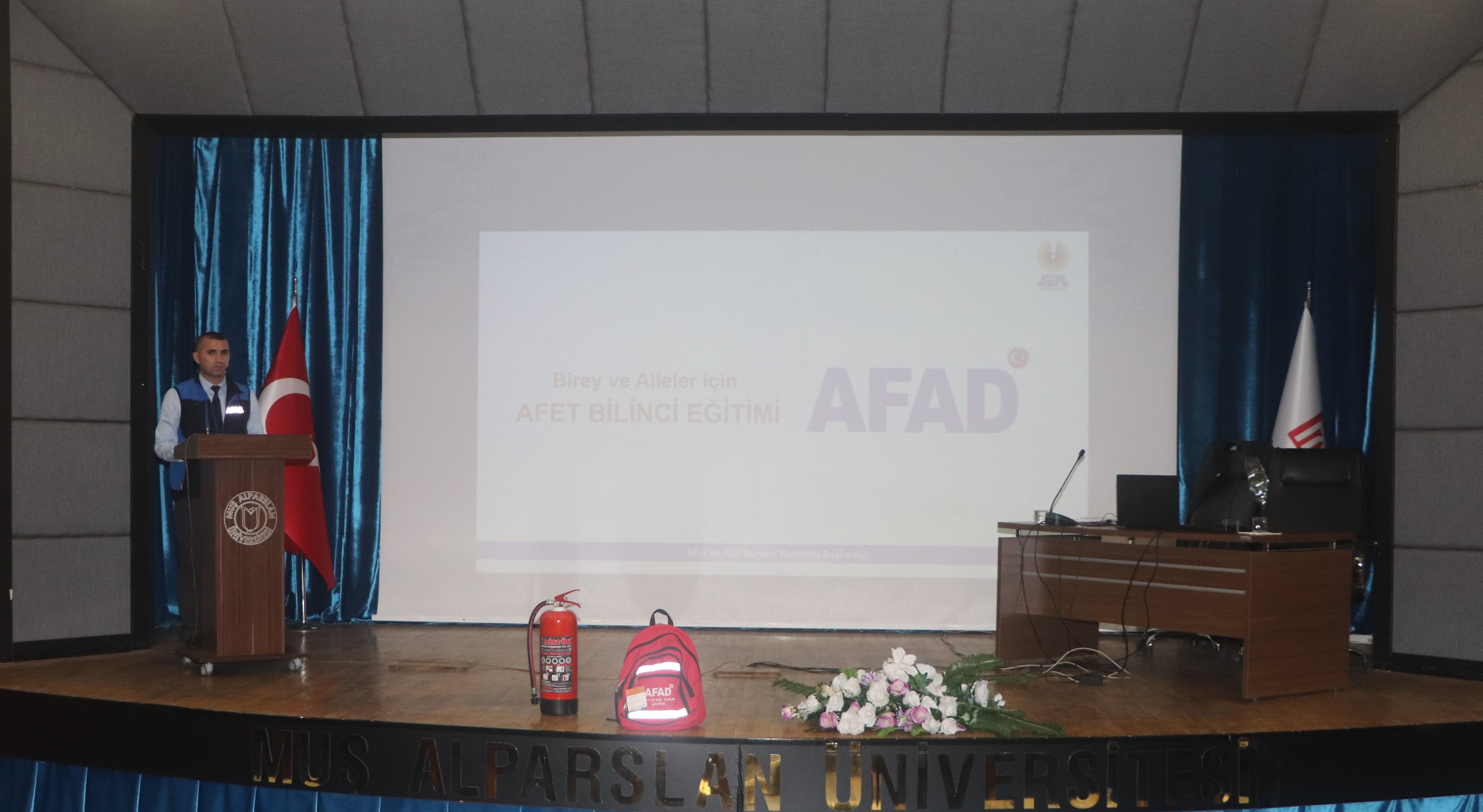 universitemizde-afet-egitimi-gerceklestirdik-954