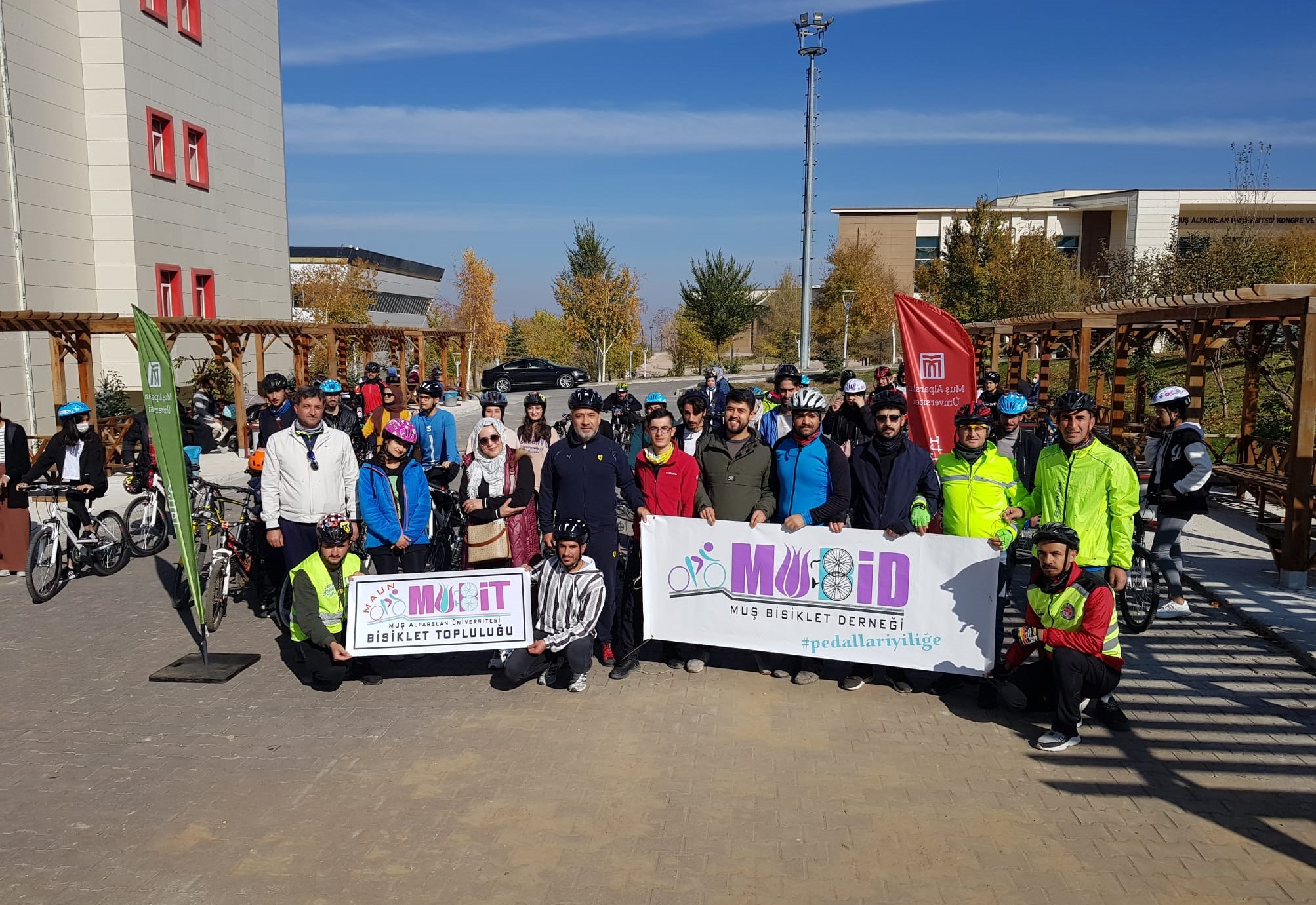maun-students-pedaling-for-health-987