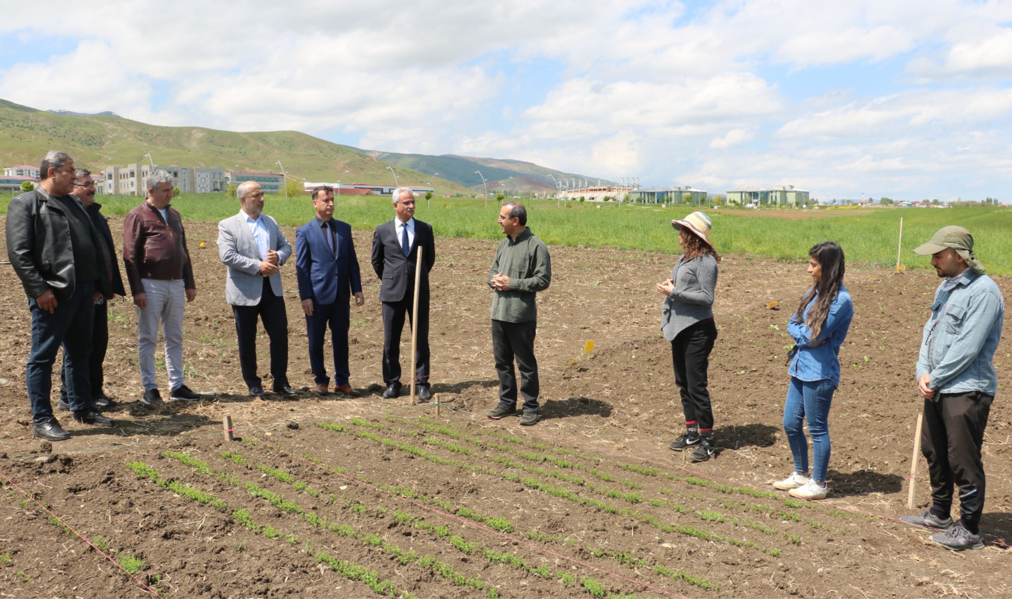 our-aronia-sapling-project-will-make-a-great-contribution-to-mus-agriculture-1704