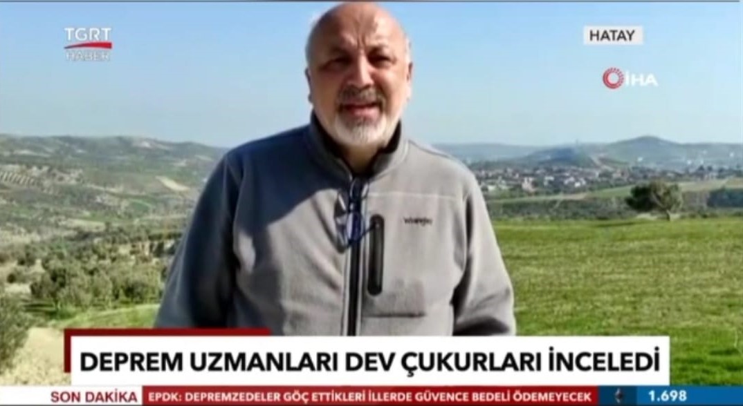 afet-yonetim-uygulama-ve-arastirma-merkezimiz-deprem-bolgesini-inceliyor-2401