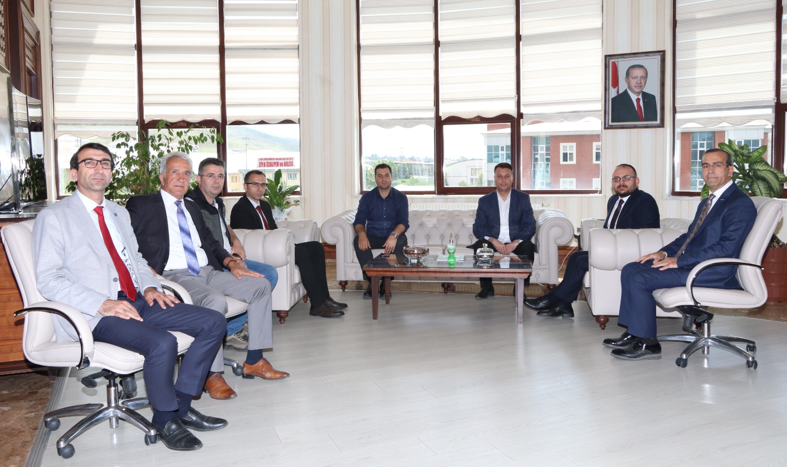 resmi-kurum-amirleri-rektorumuzu-ziyaret-etti-2652