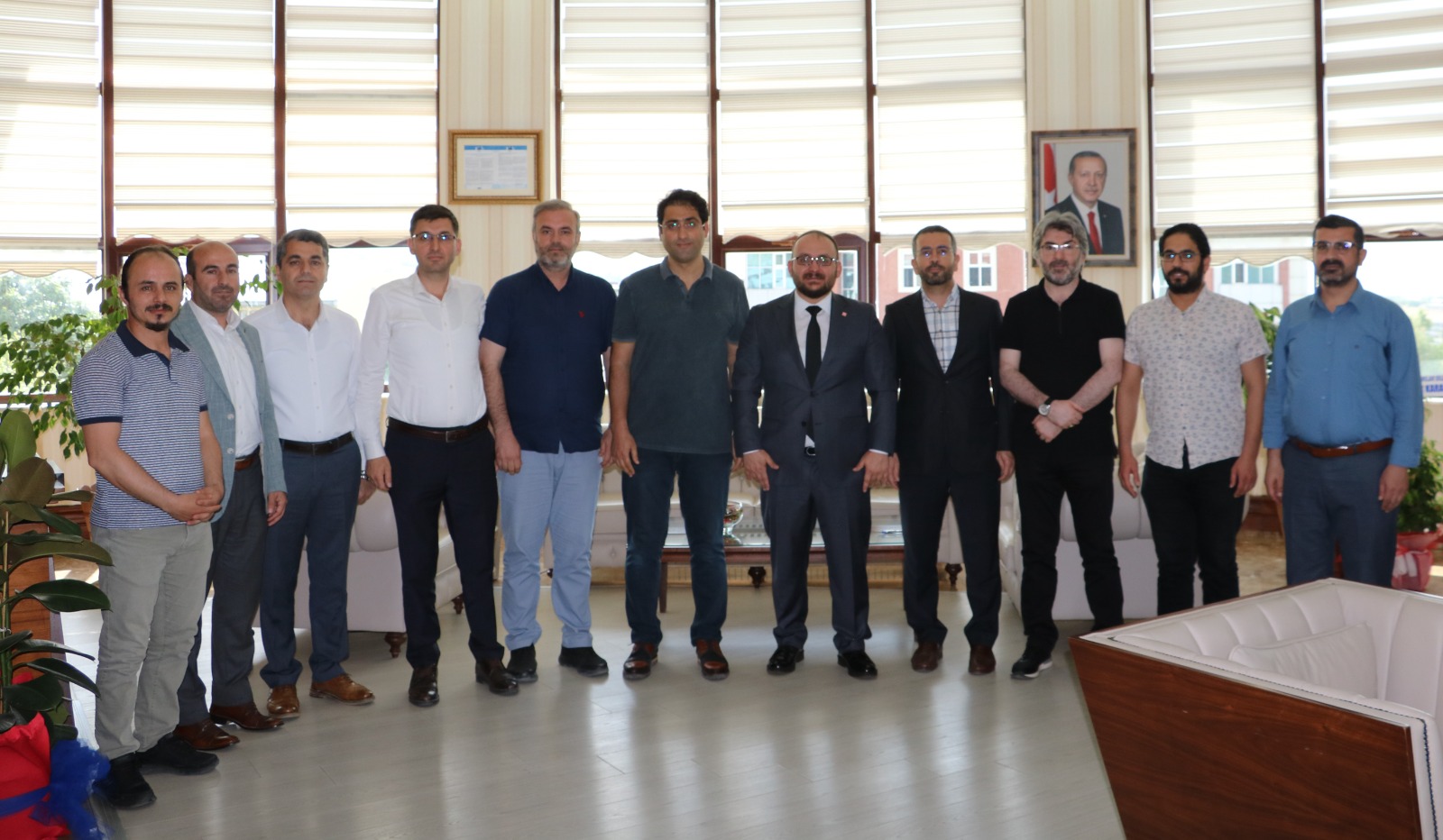 personelimizin-rektorumuze-ziyaretleri-devam-ediyor-2687