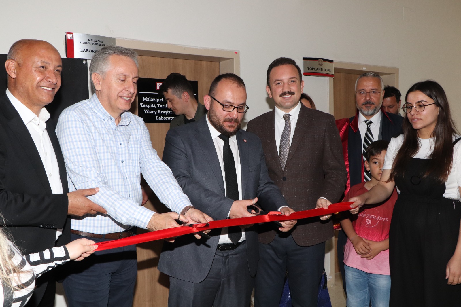 rektorumuz-malazgirt-projesi-laboratuvarinin-ve-yeni-donem-calismalarinin-acilisini-yapti-2697