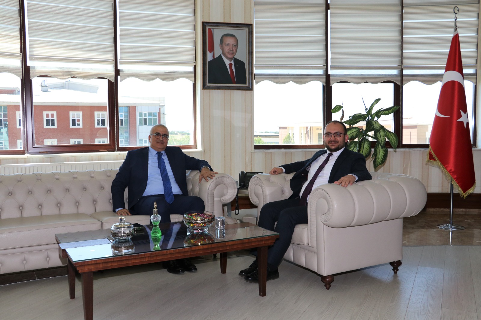 provincial-police-chief-visited-our-rector-2819