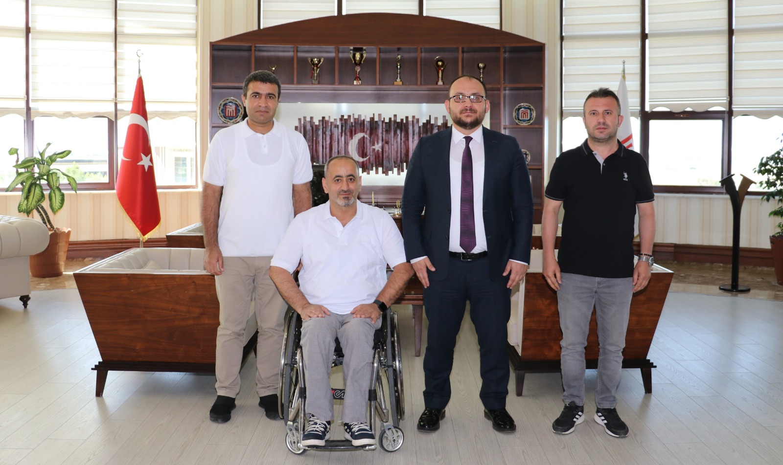 visit-to-our-rector-from-bahcesehir-college-2821