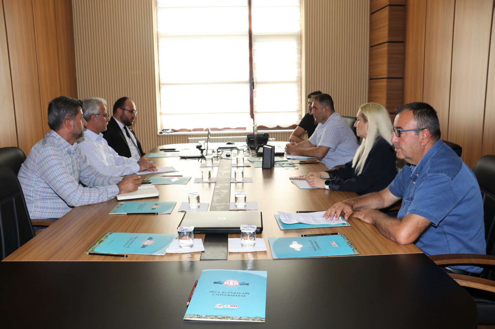 a-meeting-was-held-between-maun-and-the-presidency-of-the-presidency-of-strategy-and-budget-2892