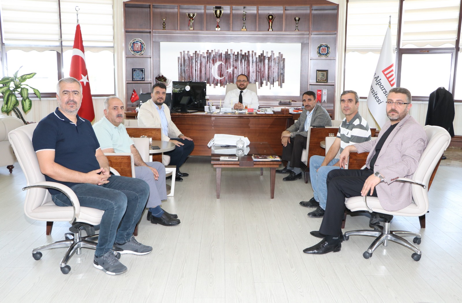 memur-sen-mus-il-baskanligi-rektorumuzu-ziyaret-etti-2946