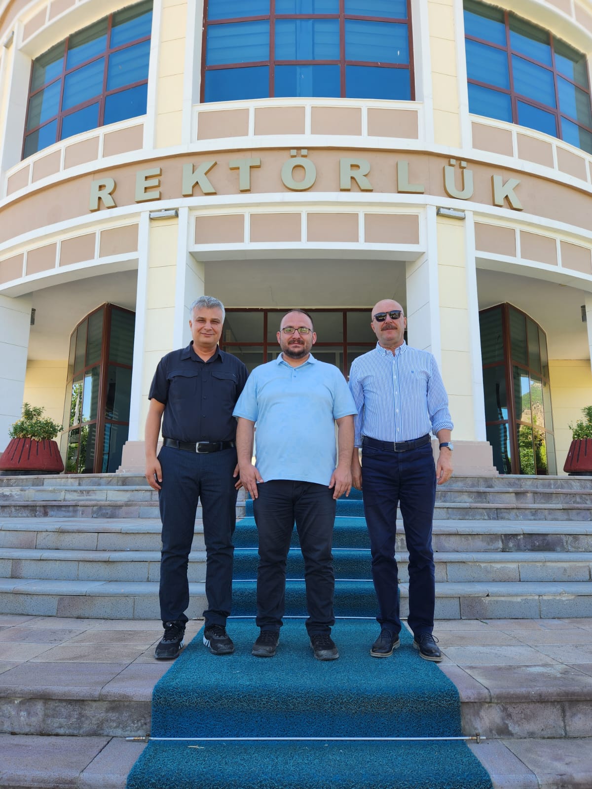 congratulations-visits-to-our-rector-continue-3082