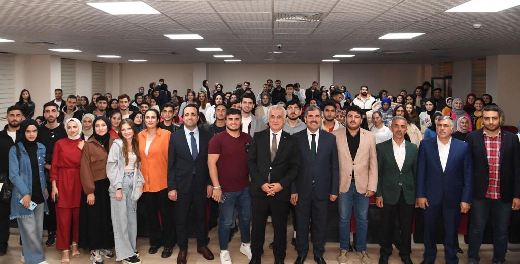 universitemizin-1-sinif-ogrencileri-icin-musa-hos-geldiniz-programi-3450
