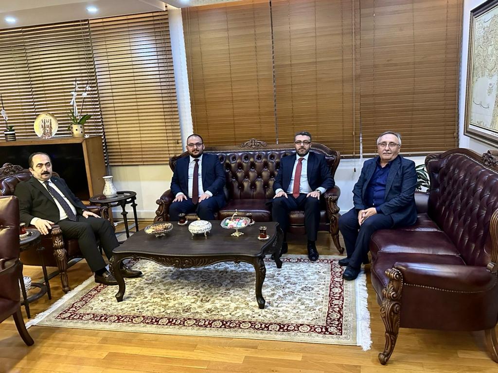 rector-prof-dr-mustafa-alican-at-the-turkish-historical-society-3492