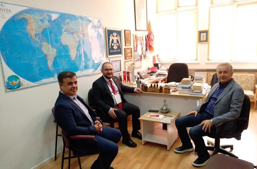 visit-of-our-rector-prof-dr-mustafa-alican-to-project-director-prof-dr-adnan-cevik-for-the-malazgirt-project-3580