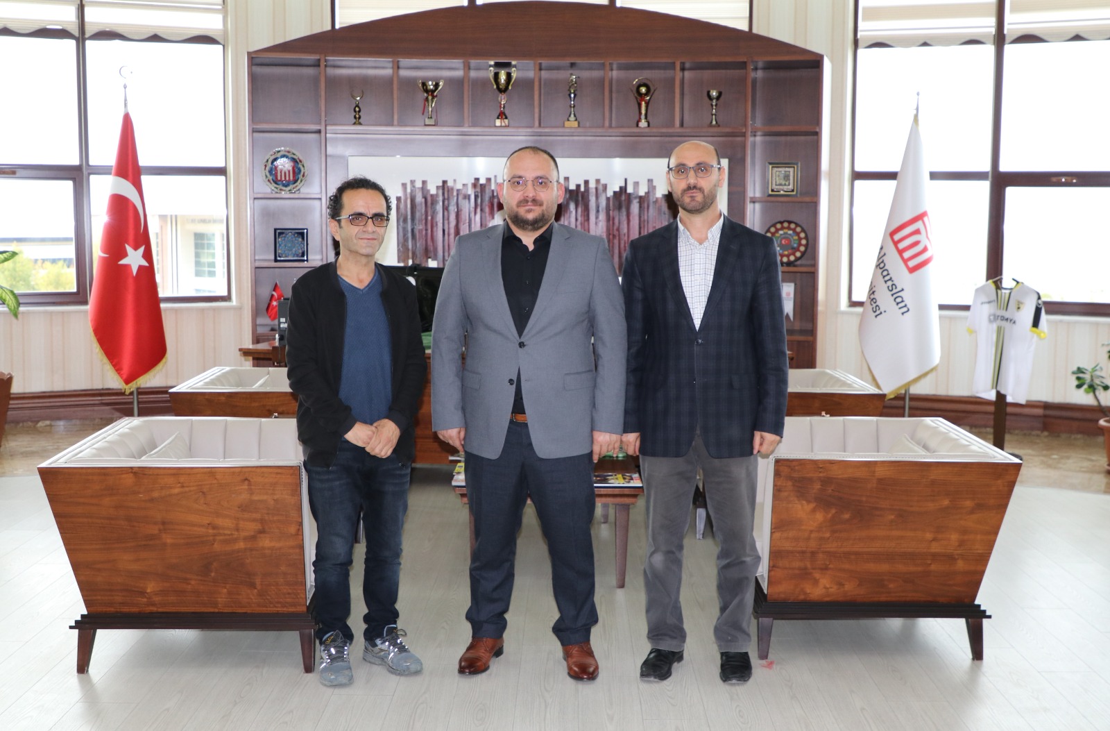 korkmazers-meaningful-visit-to-the-rector-3643