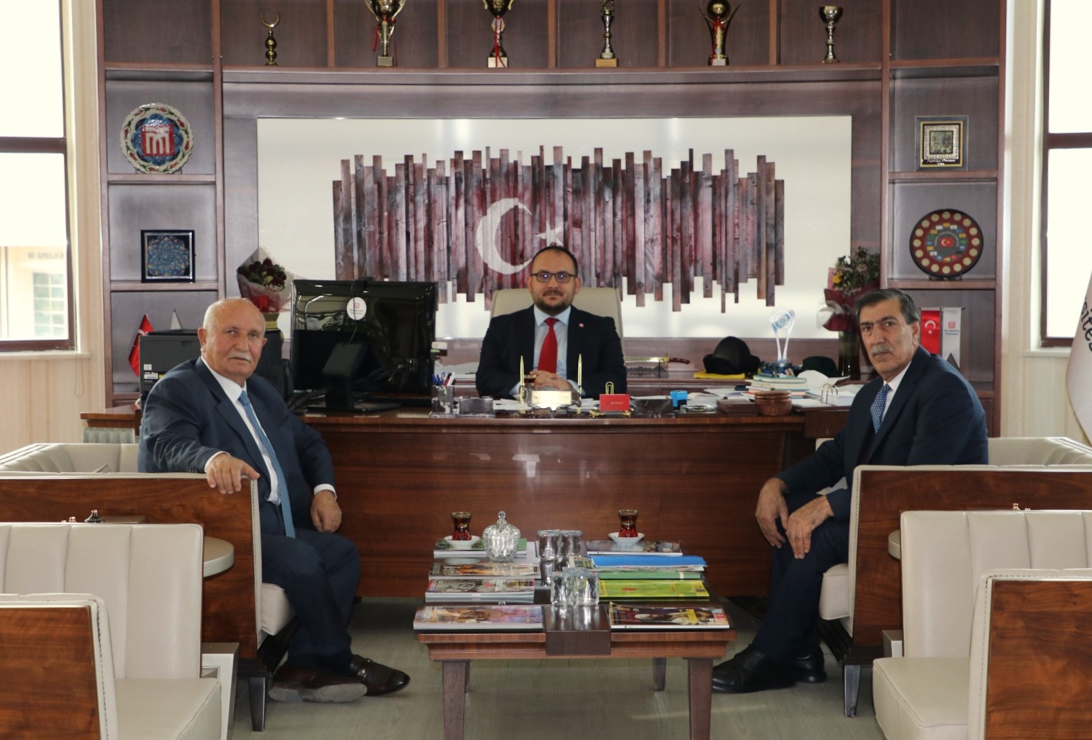 visit-from-kasak-to-our-rector-3802