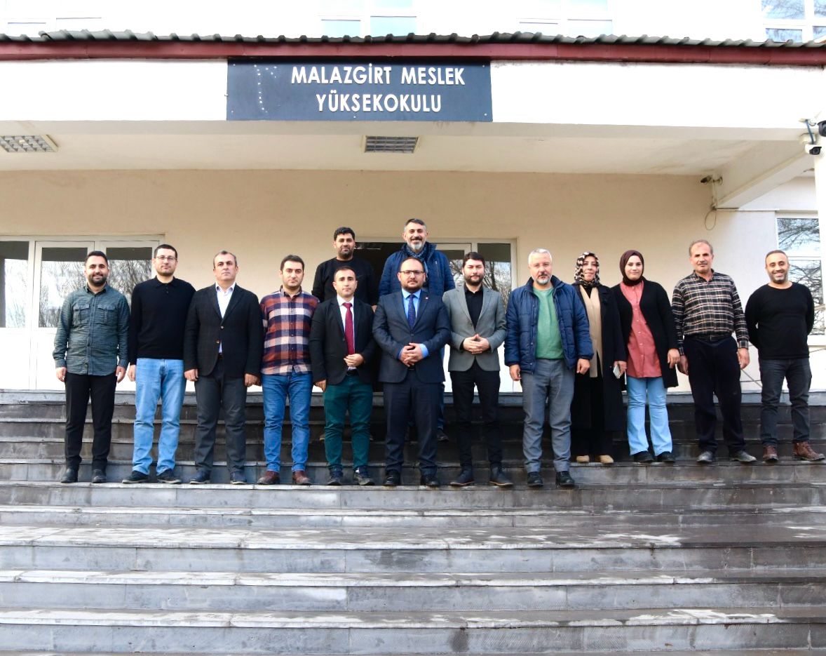 rektorumuz-malazgirt-meslek-yuksek-okulunu-ziyaret-etti-3839