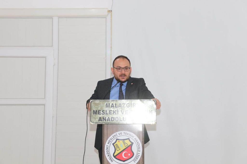 career-talks-continue-at-our-university-3873