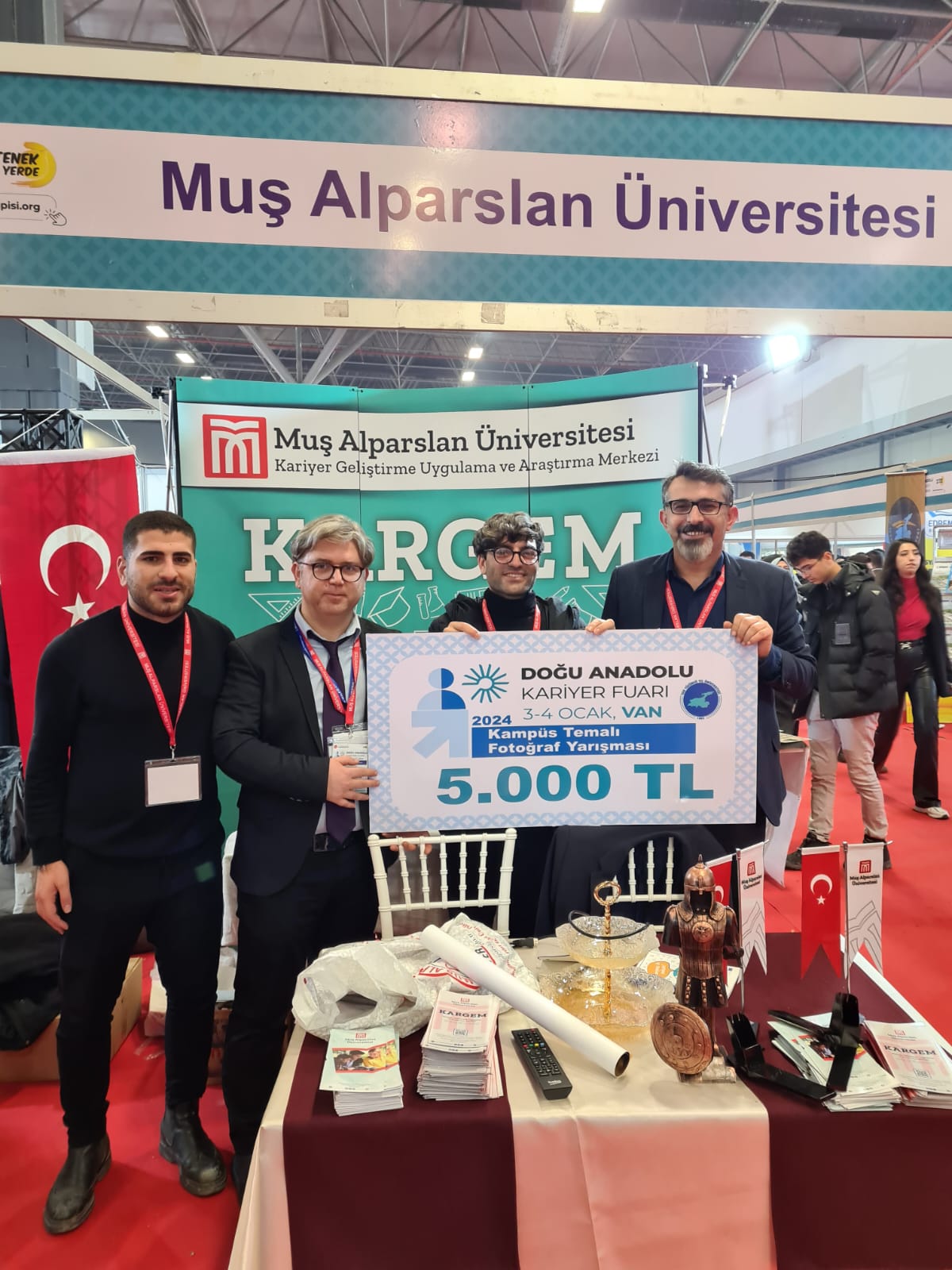 fotograf-yarismasinda-birincilik-kazandik-4111