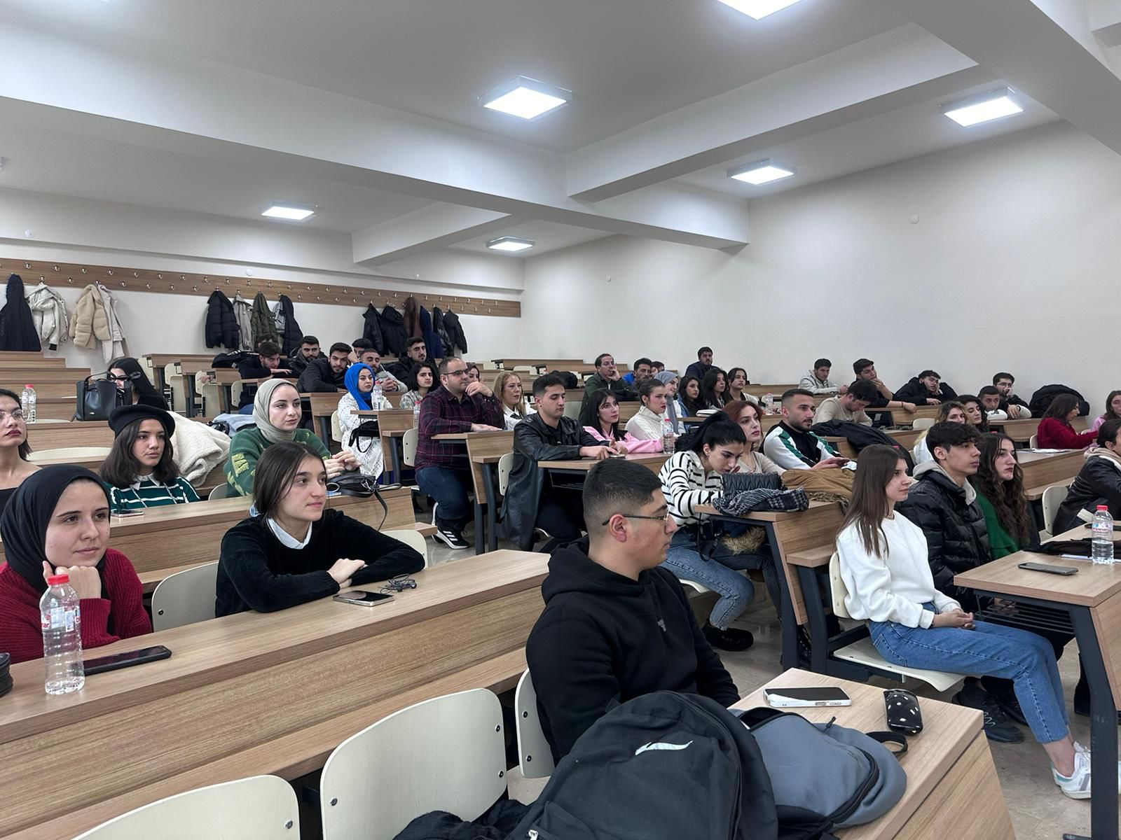 seminar-held-within-the-collaboration-between-our-university-and-havas-4112