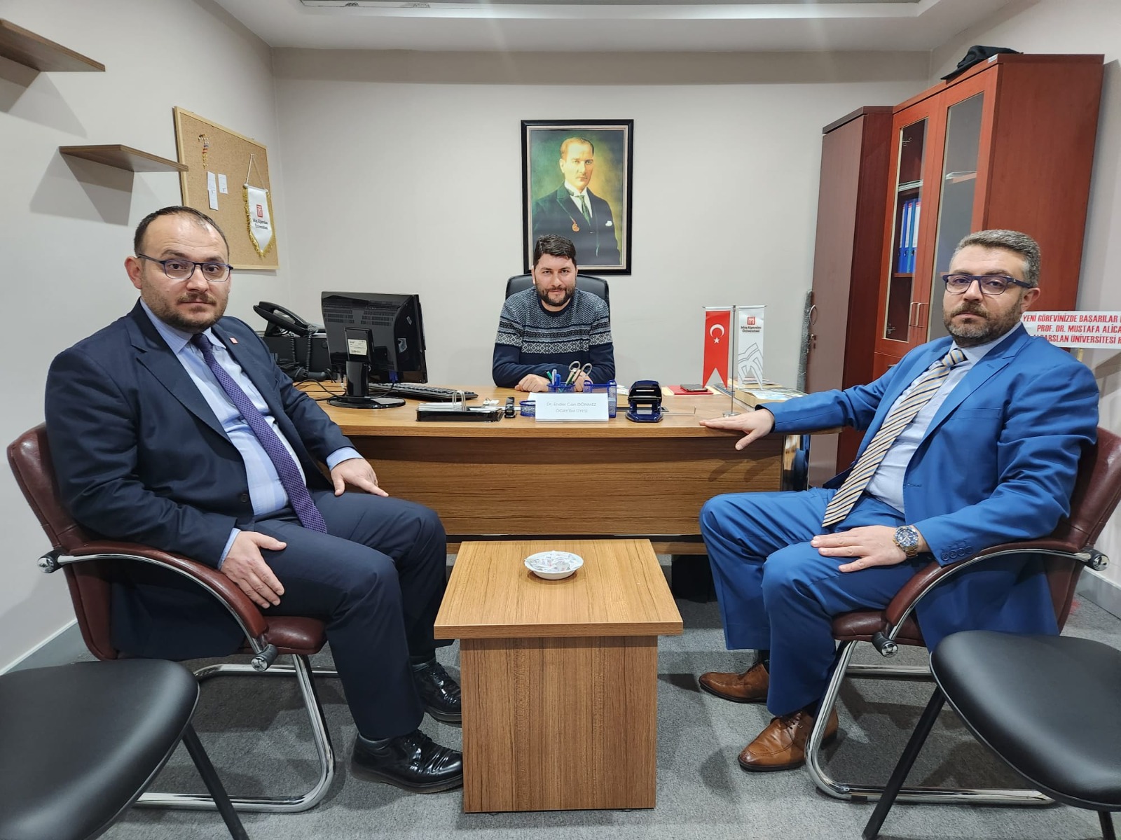 visit-from-our-rector-to-our-director-of-culture-art-application-and-research-4156