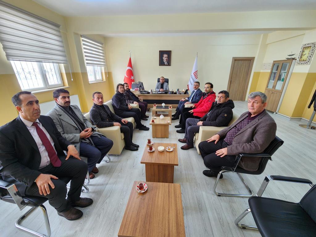 our-rector-visited-bulanik-vocational-school-to-get-information-about-the-theater-days-preparations-4259