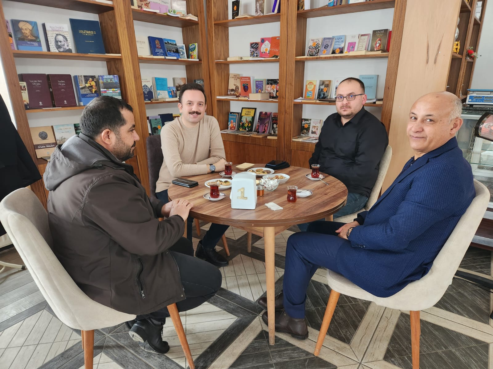 rectors-visit-to-malazgirt-4296