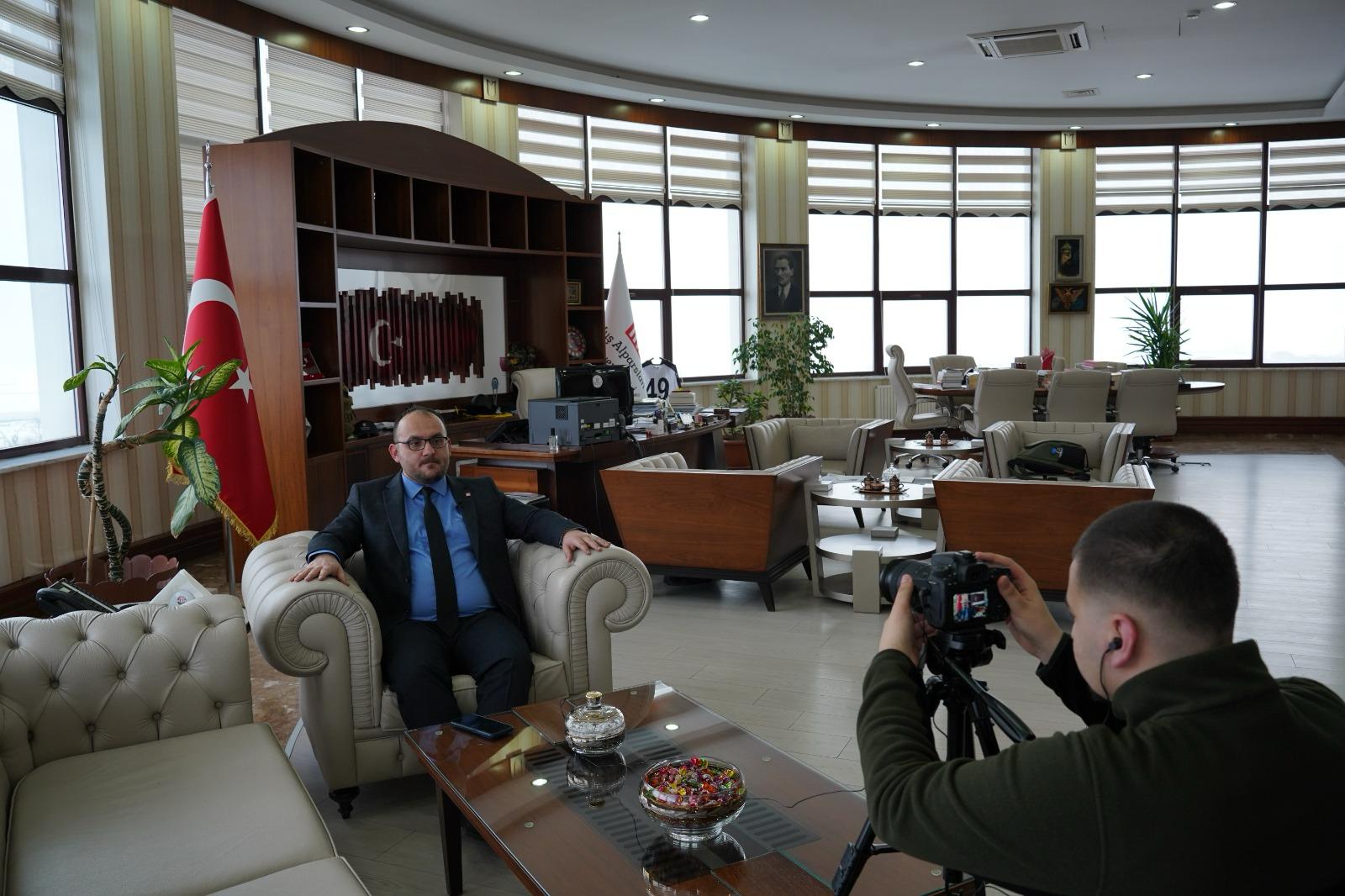 the-rector-has-given-an-interview-about-the-battle-of-manzikert-and-its-history-4318