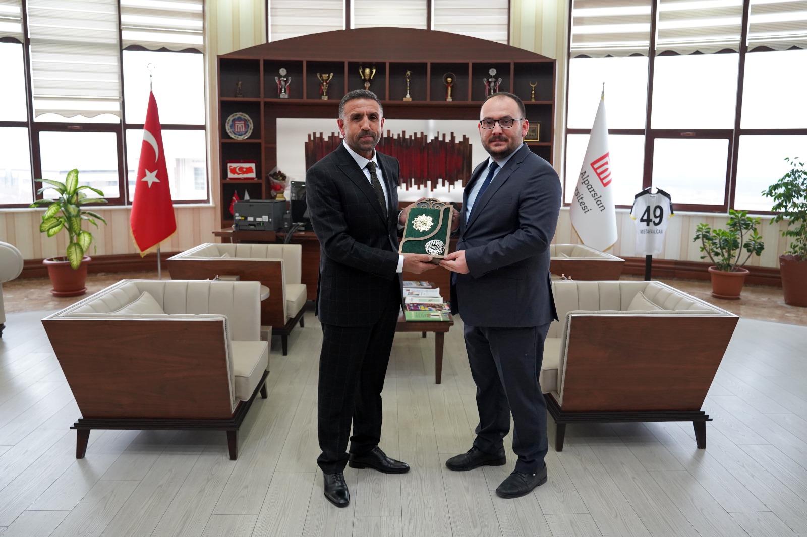 visit-to-our-rector-from-sayilgan-4532