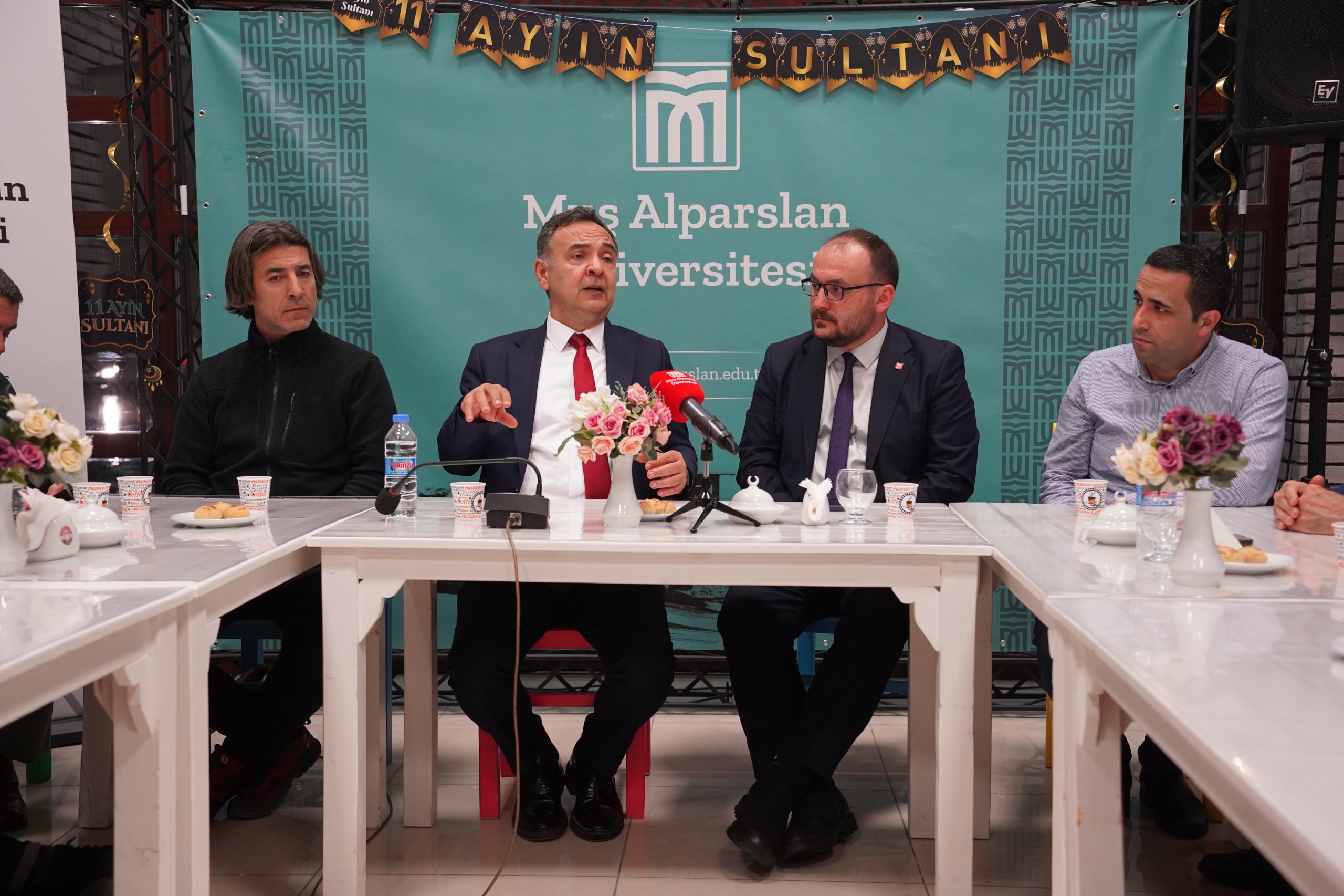 canakkale-ruhu-prof-dr-hasan-mert-ramazan-konusmalarinda-4704