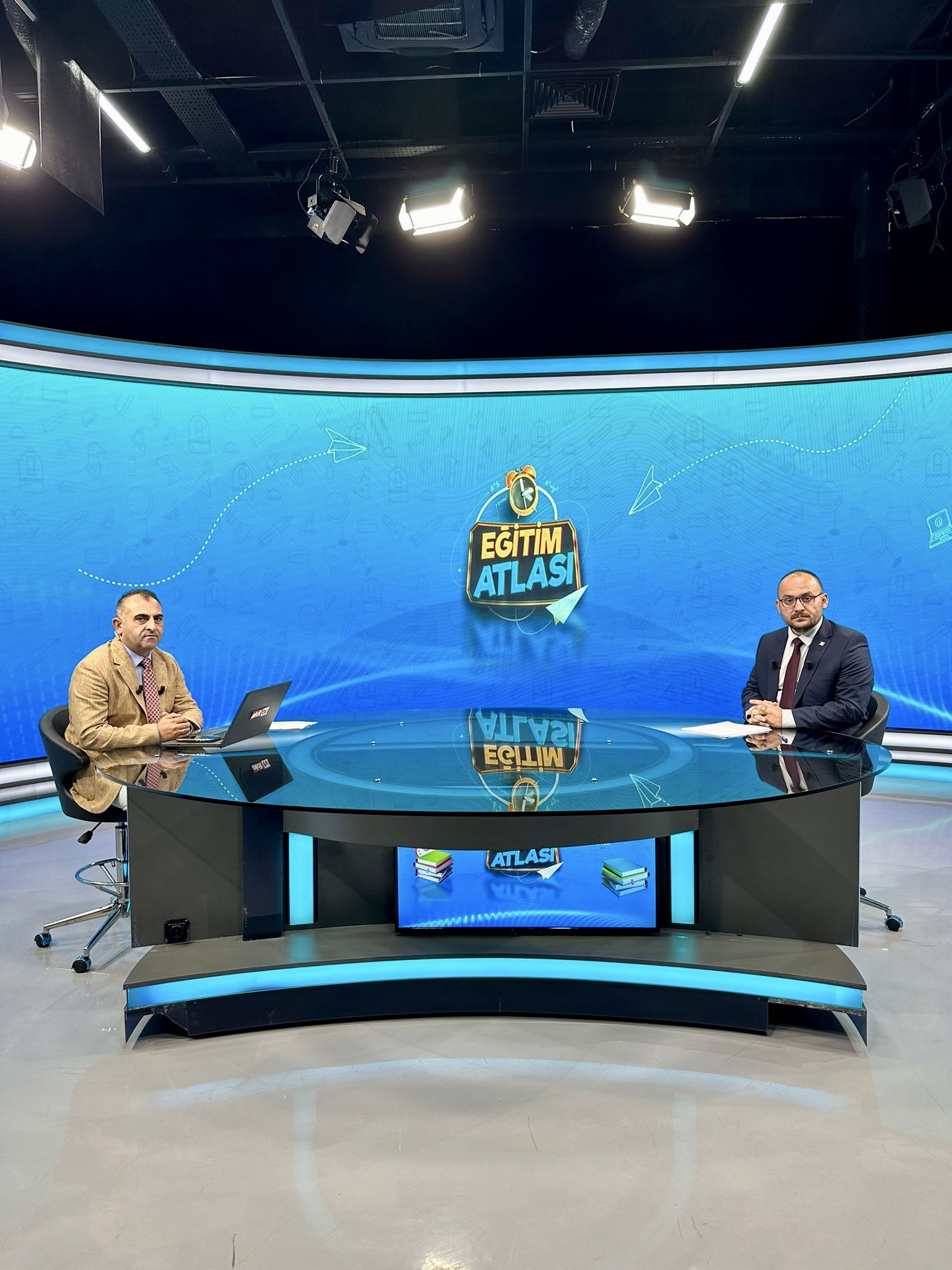 our-rectors-interview-for-akit-tv-5452