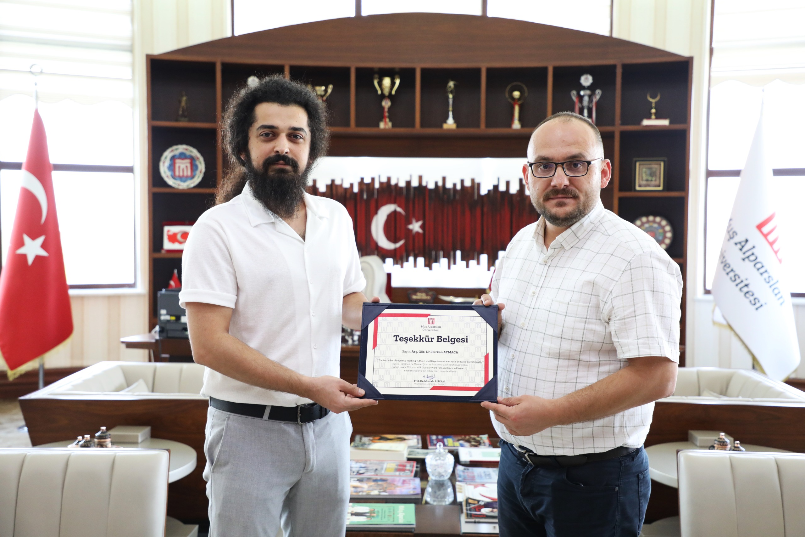 dr-furkan-atmaca-becomes-first-turkish-researcher-to-win-mensa-research-excellence-award-5501