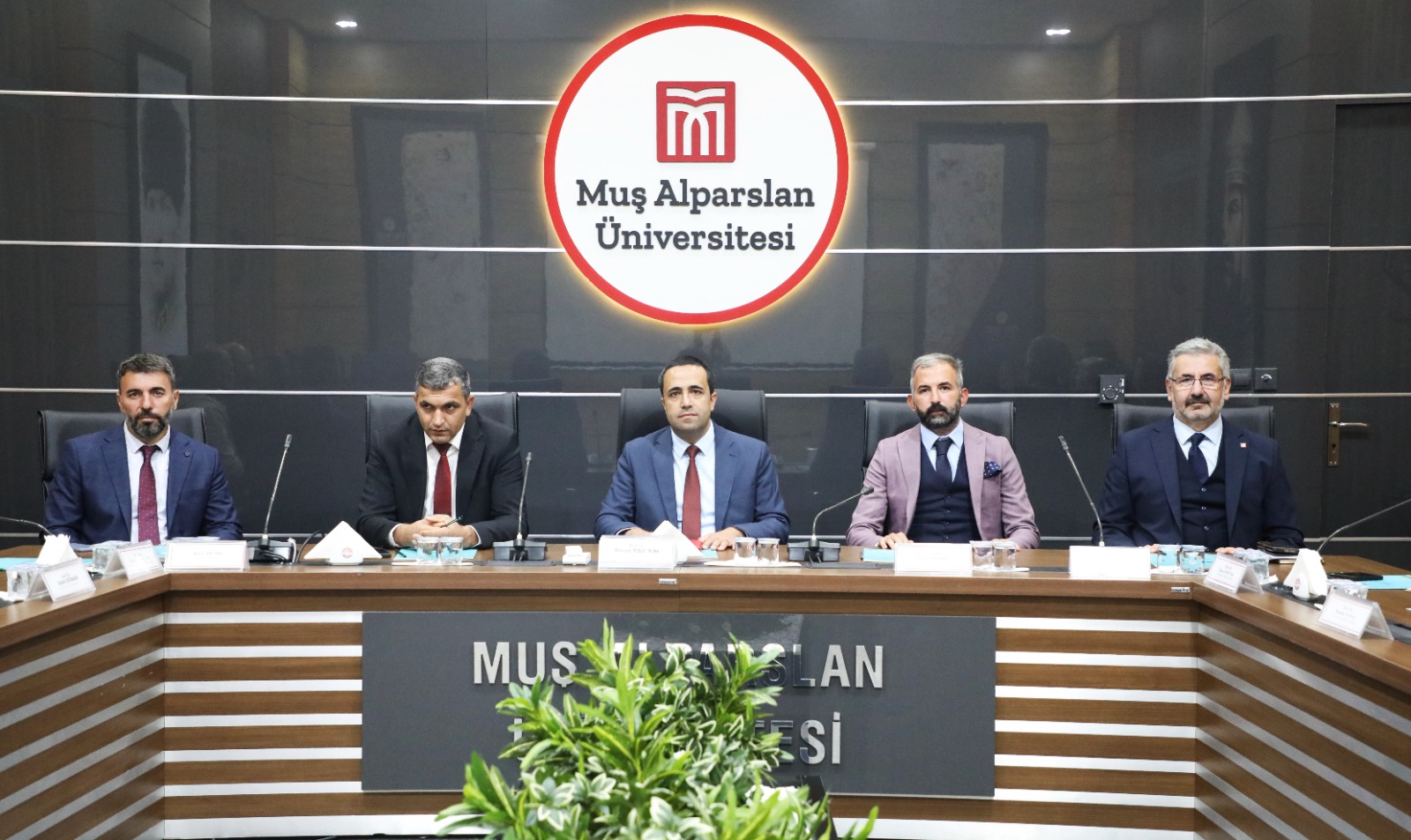 universitemiz-egitim-ogretim-komisyonu-toplandi-5693