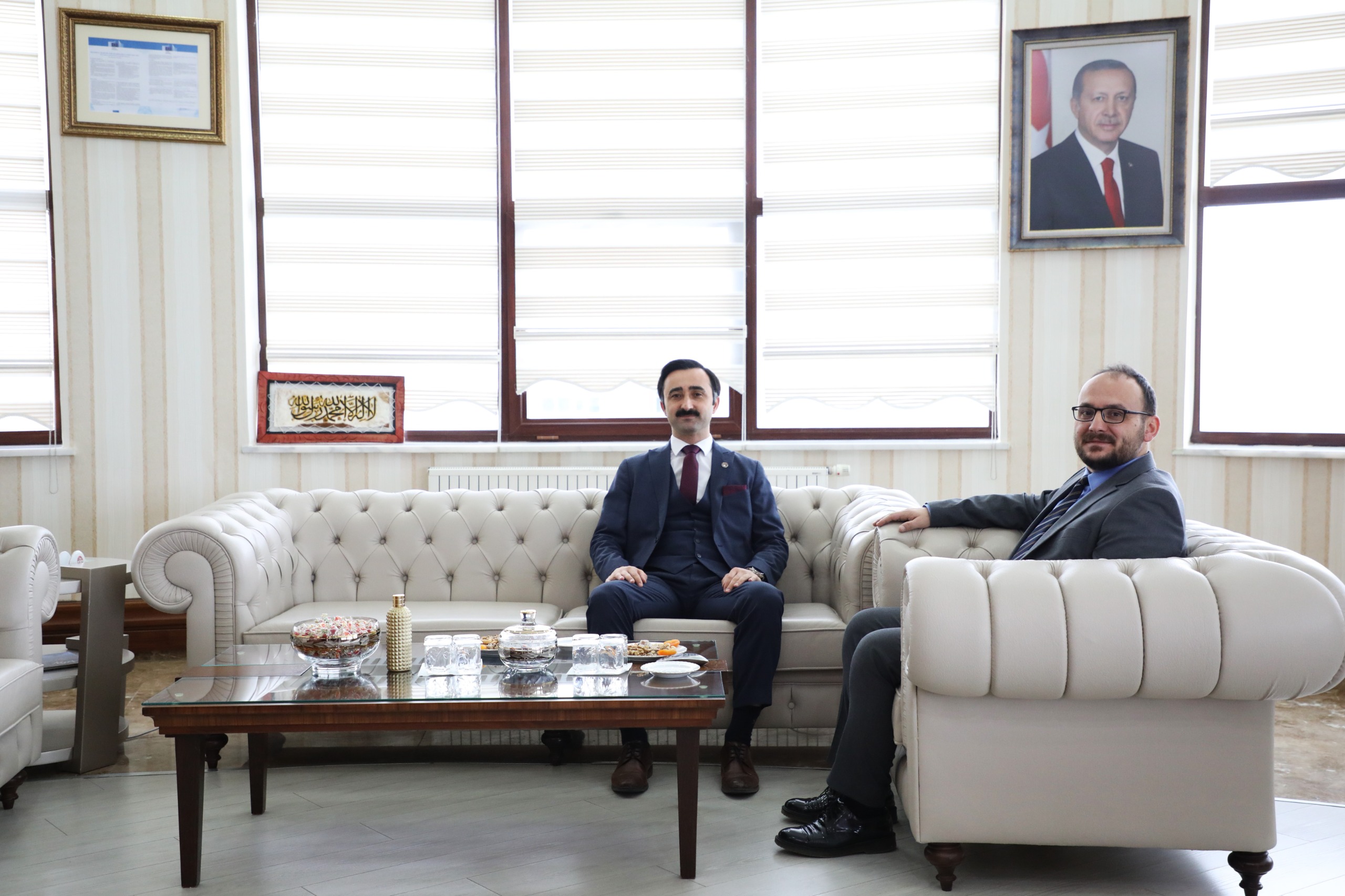 adalet-komisyonu-baskani-rektorumuzu-ziyaret-etti-6393