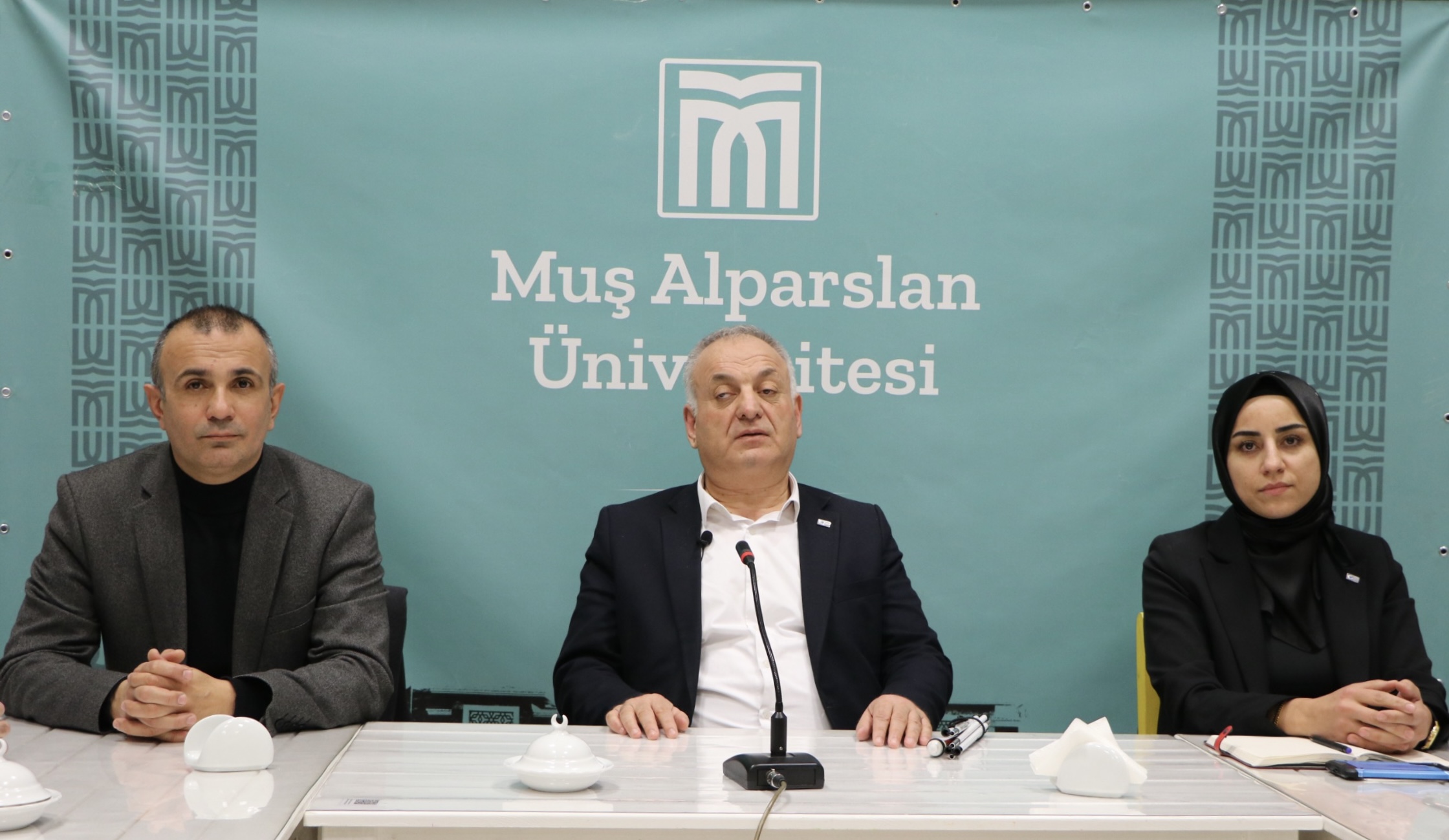 cay-bahane-sohbetlerinde-80inci-bolum-lokman-ayva-ile-3-a-anlamak-anlasilmak-asmak-6416