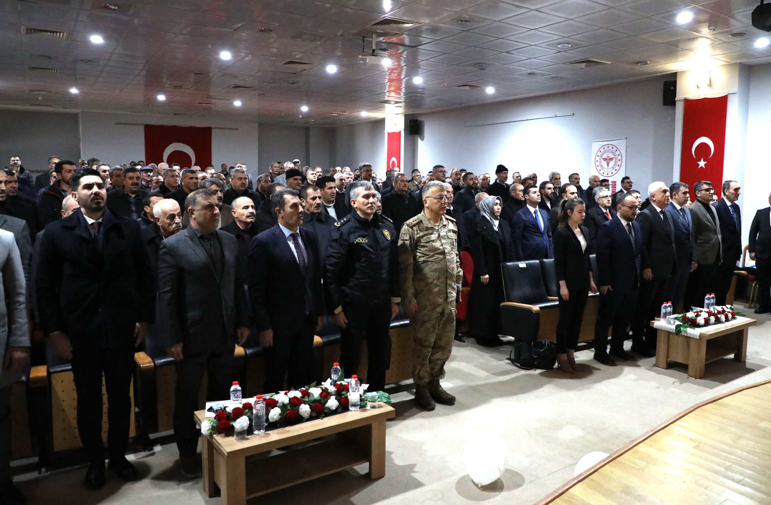 rektorumuz-bagimlilikla-mucadele-toplantisina-katildi-6451