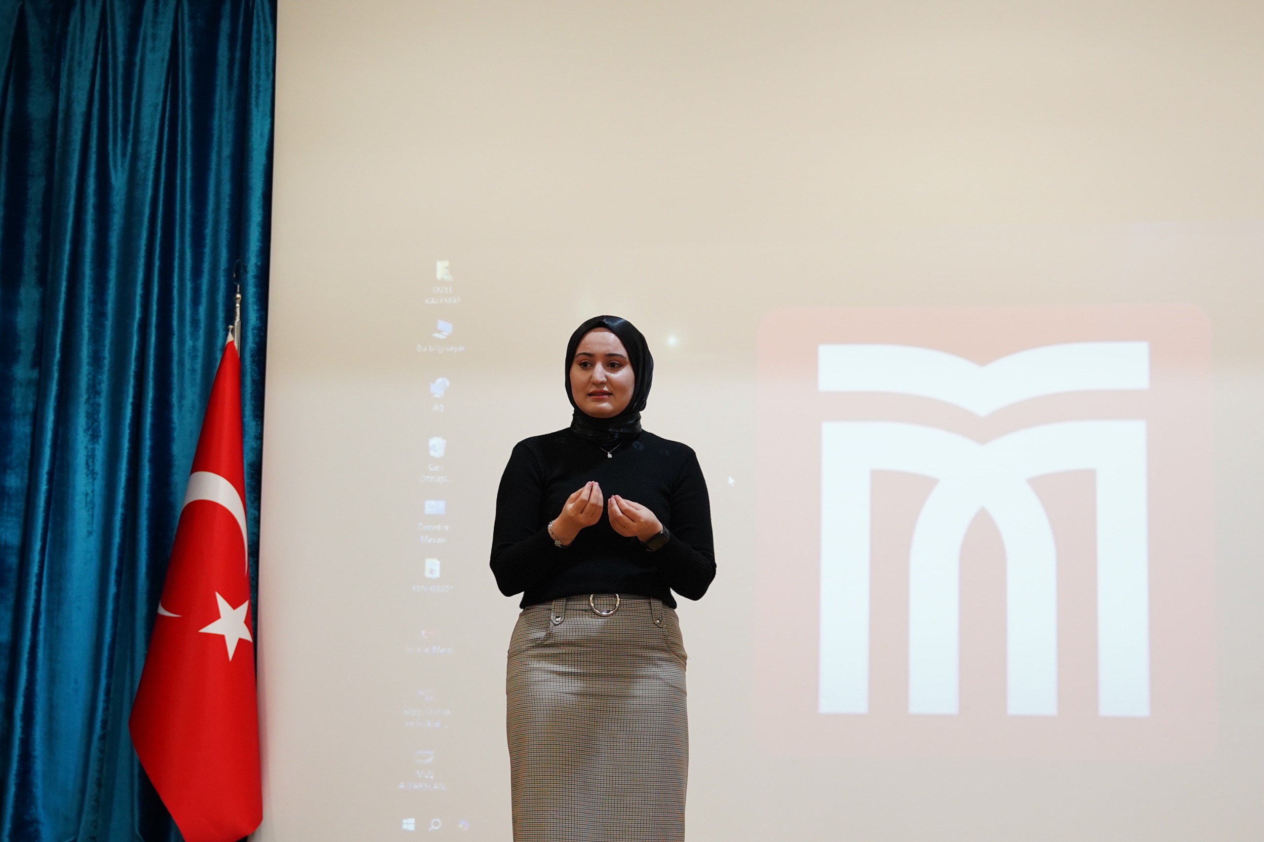 universitemizde-koruyucu-aile-egitimi-duzenlendi-6493