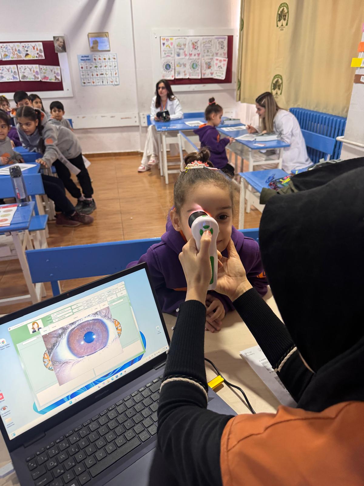 hatayda-1217-cocuk-icin-goz-sagligi-taramasi-gerceklestirildi-6573