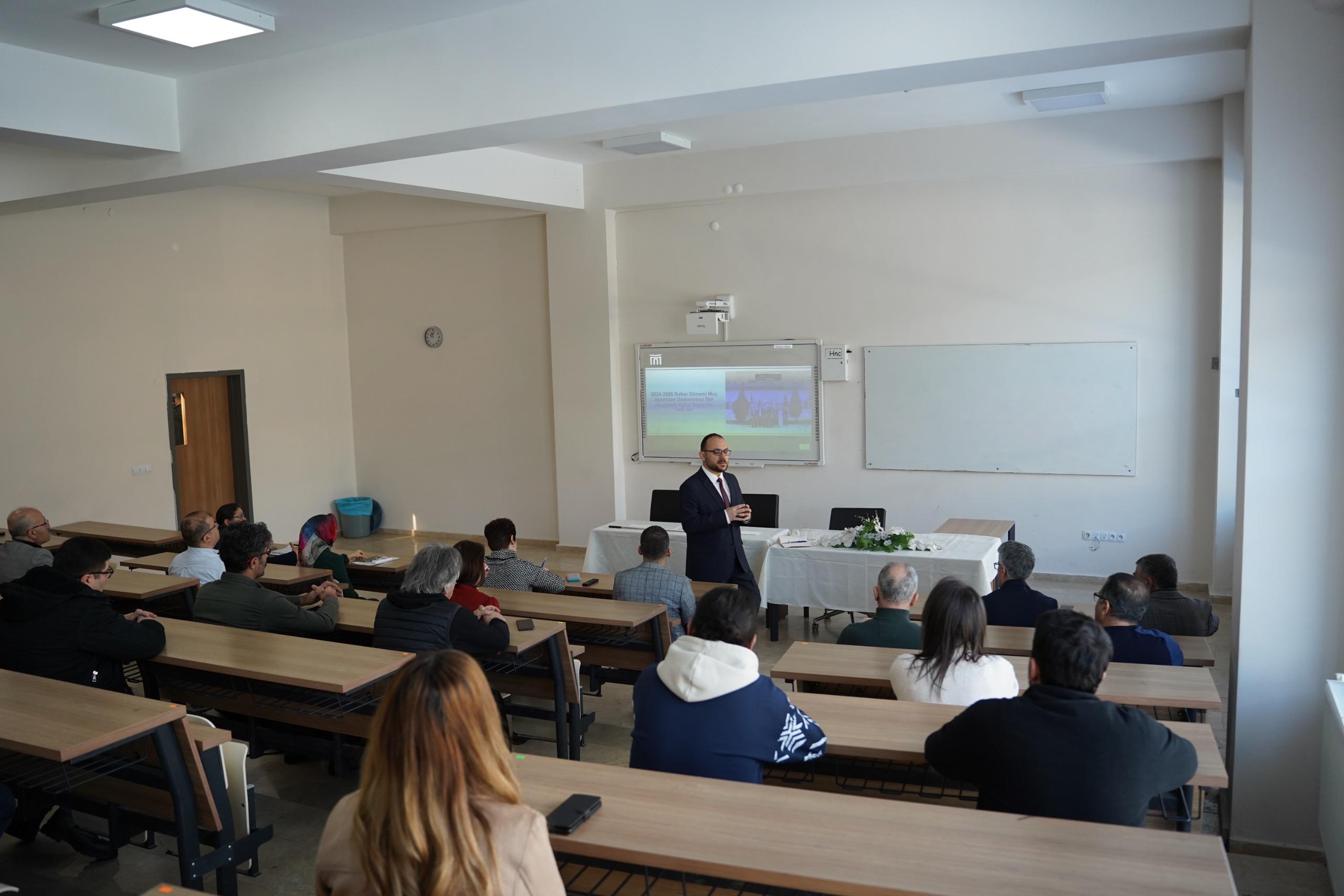 rektorumuz-iktisadi-ve-idari-bilimler-fakultesi-akademik-kurul-toplantisina-katildi-6630