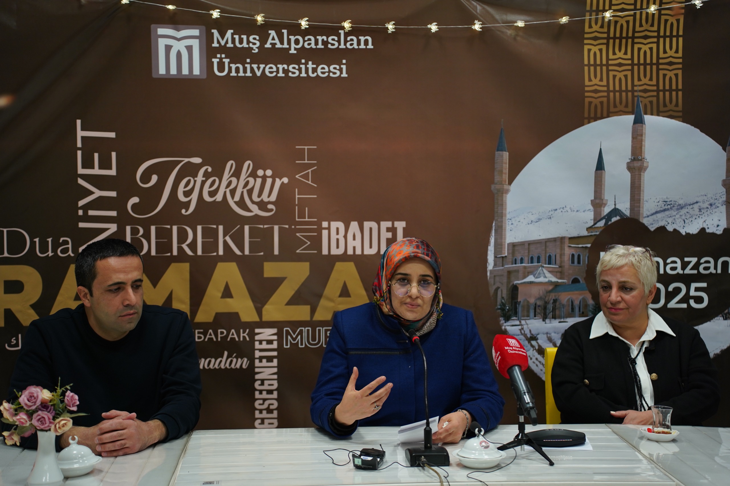 ramazan-konusmalarinin-ikinci-bolumunde-ramazan-fikhi-ele-alindi-6720