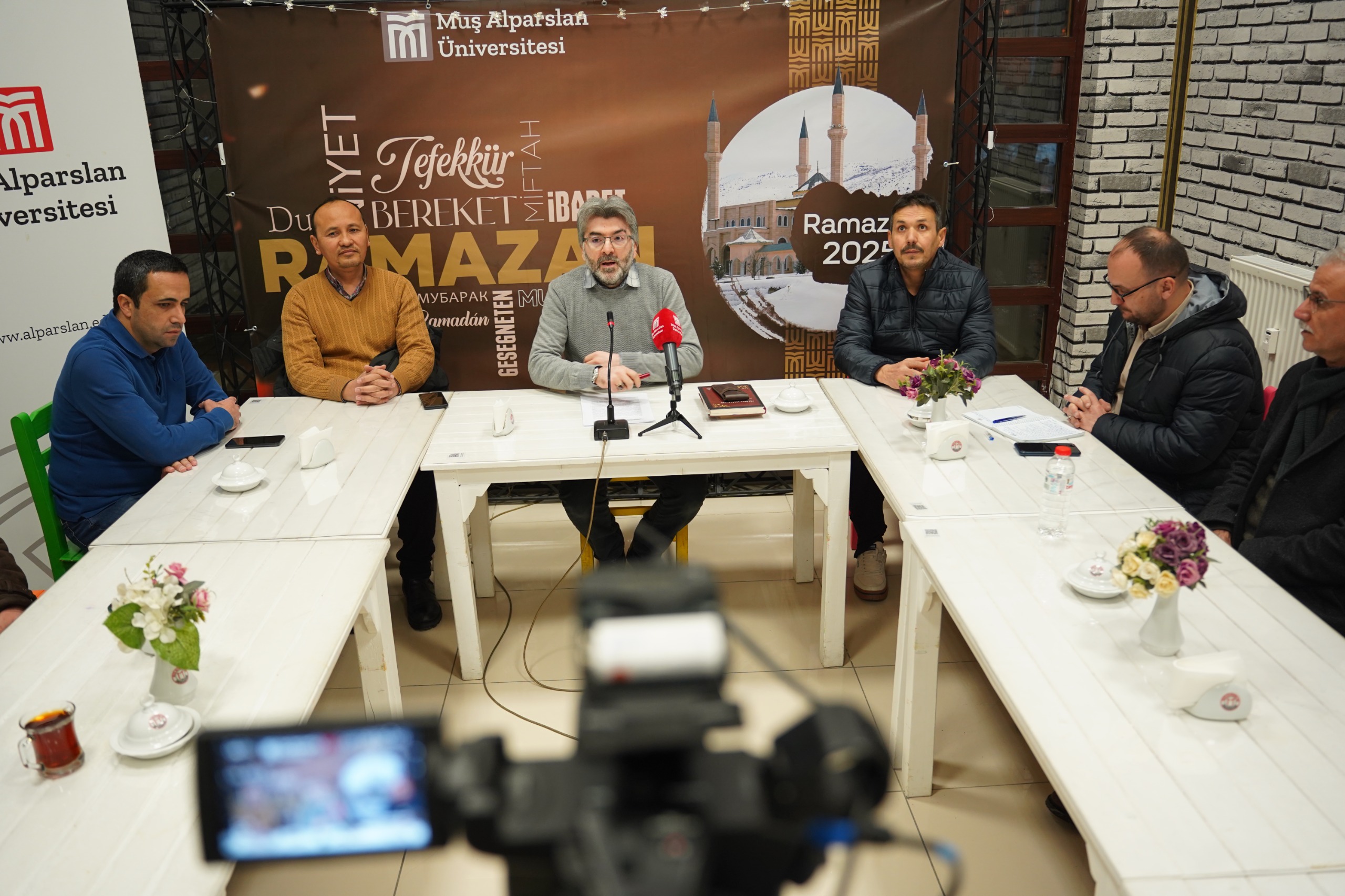 ramazan-konusmalari-8-ebubekir-er-razinin-ahlak-dusuncesi-nefsin-ahlakinin-iyilestirilmesi-6785