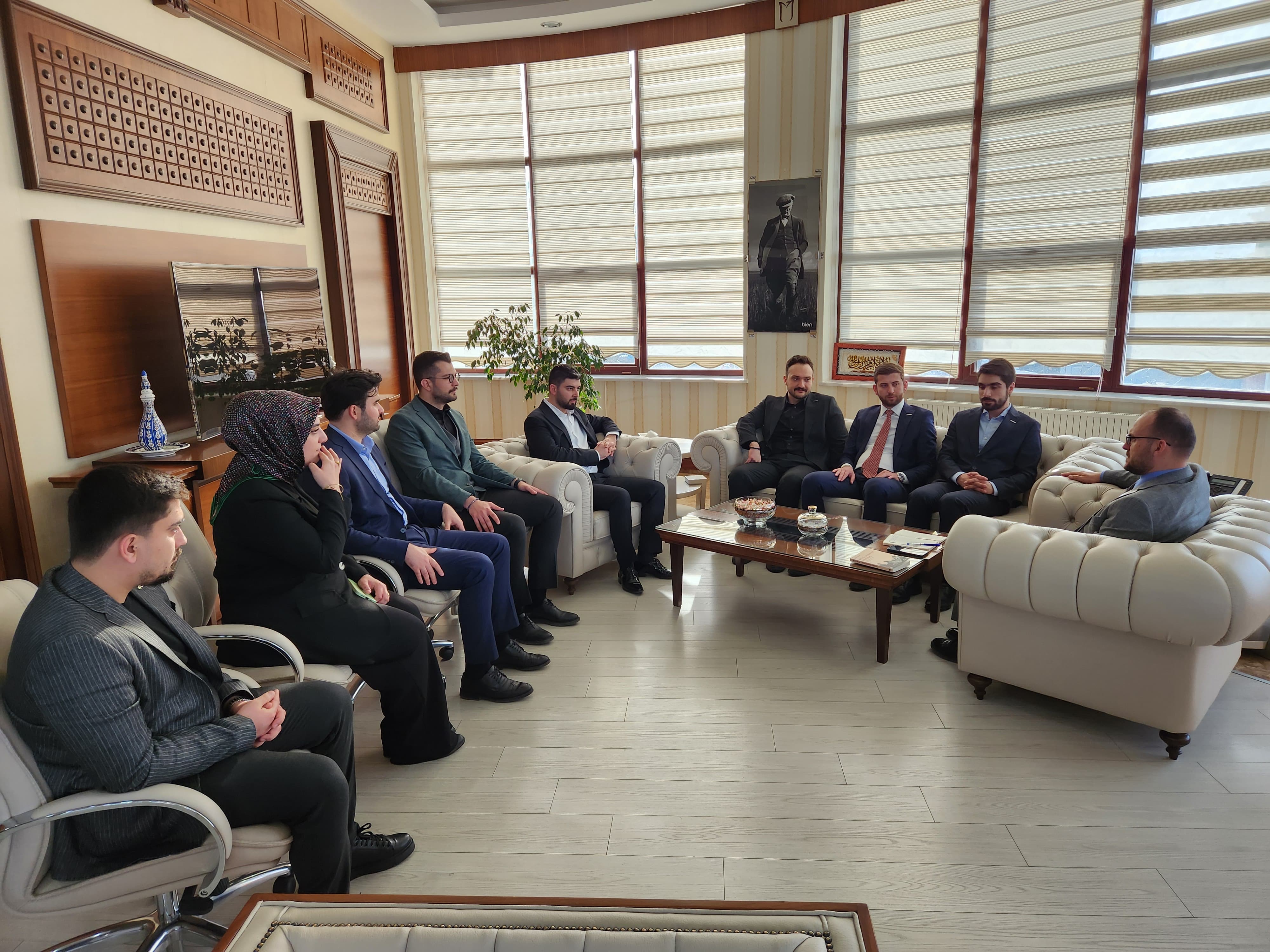 genc-musiad-heyetinden-rektorumuze-ziyaret-6847