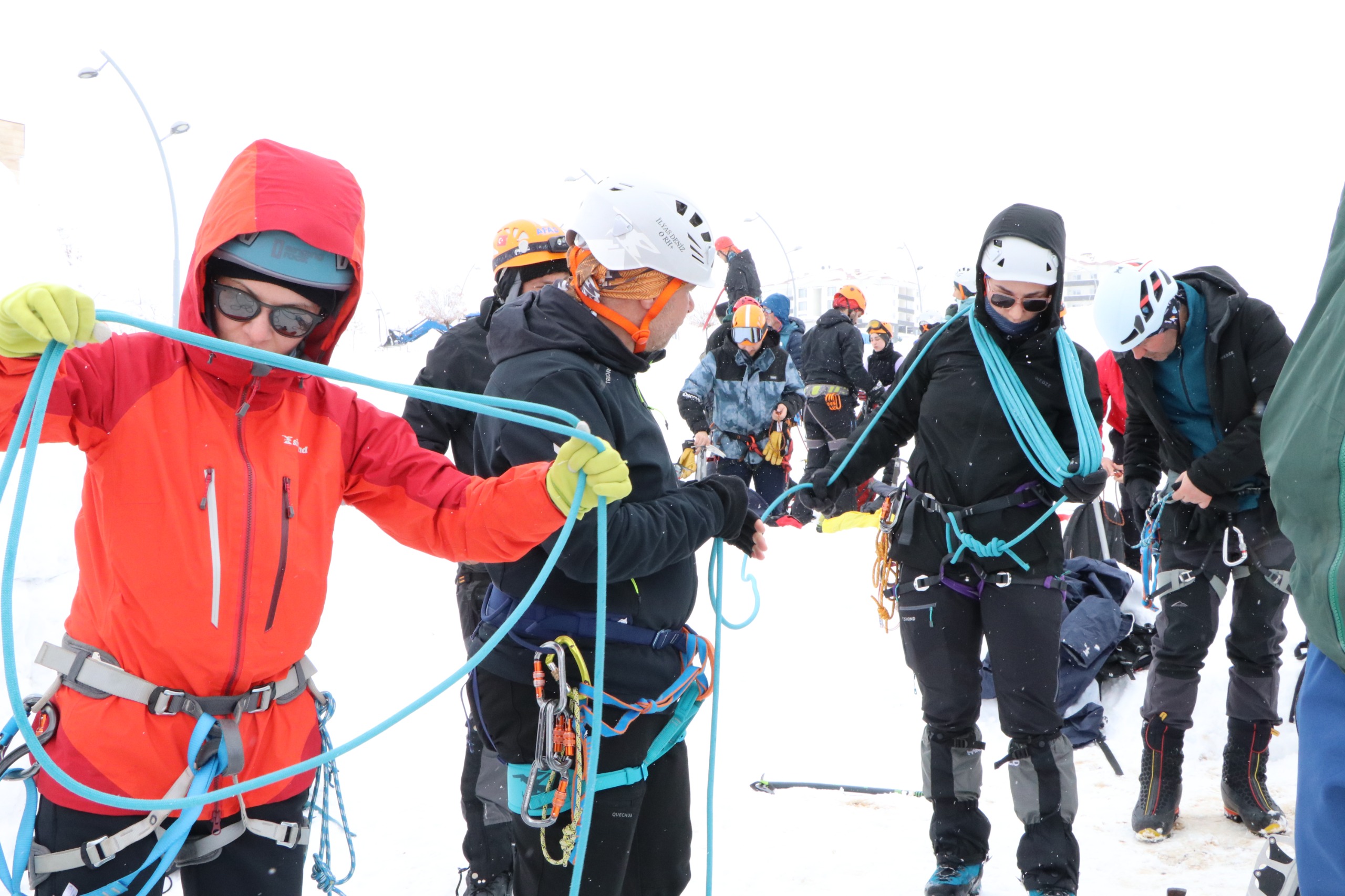 tdf-dag-kayagi-1-kademe-antrenorluk-kursu-universitemizde-basliyor-6858