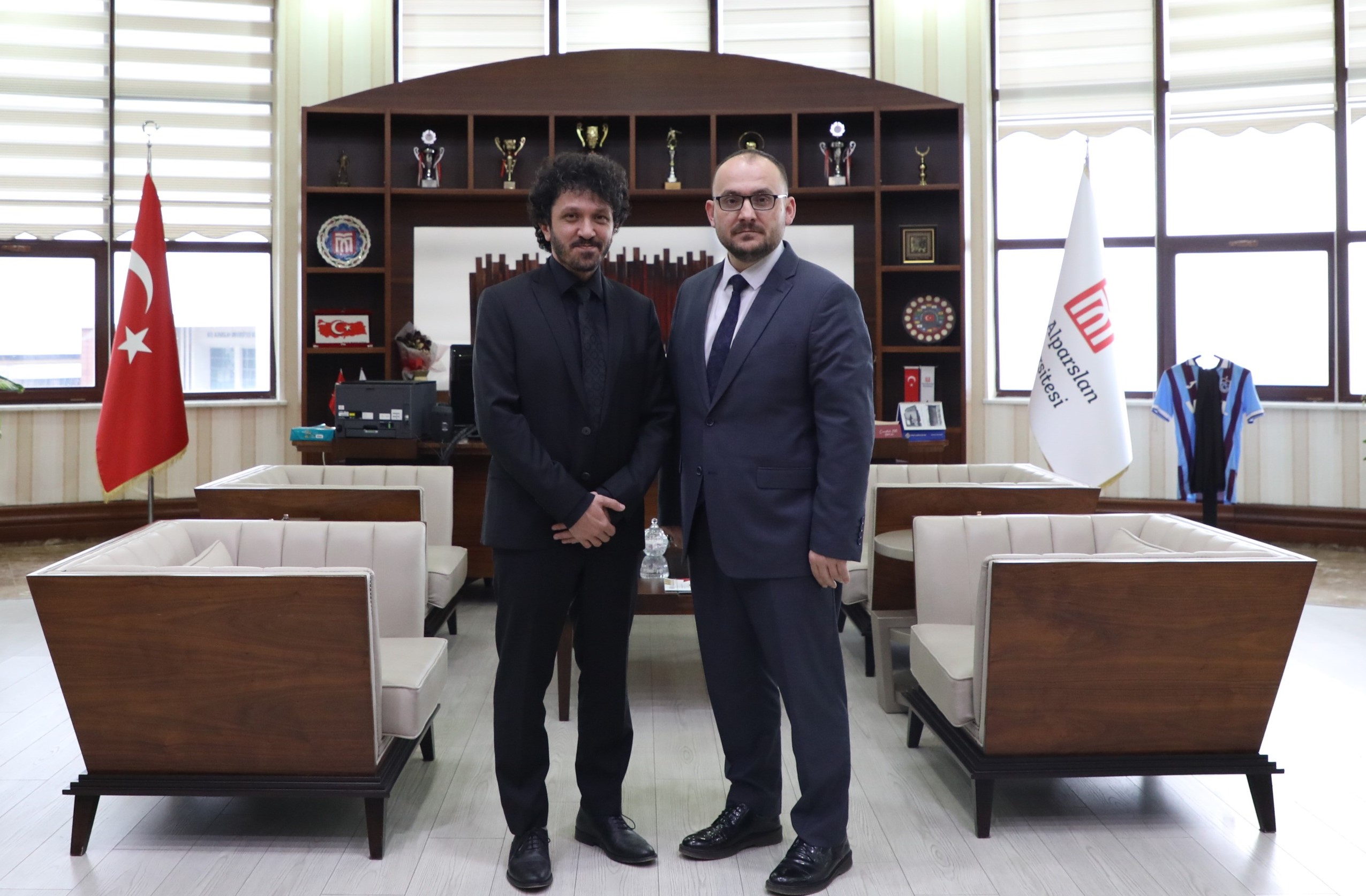 dr-ogr-uyesi-ahmet-oguzhan-karacetin-rektor-danismani-olarak-atandi-6884