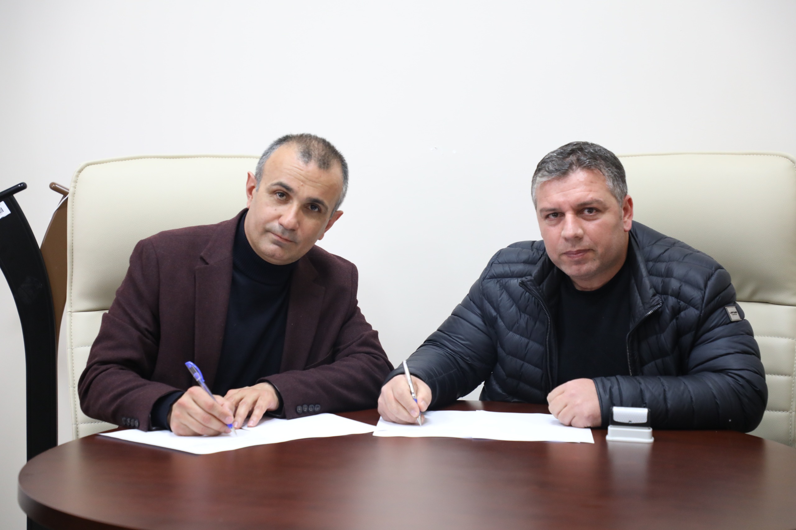 mus-alparslan-universitesi-ile-geta-enerji-arasinda-is-birligi-protokolu-imzalandi-6885