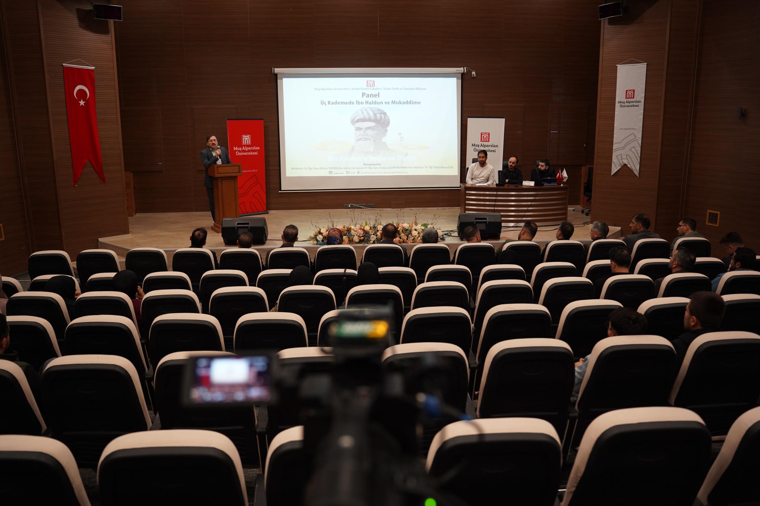 uc-kademede-ibn-haldun-ve-mukaddime-paneli-gerceklestirildi-6941