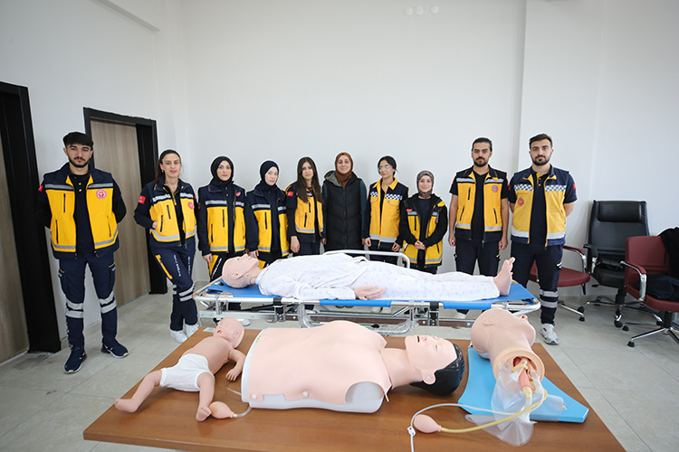 universitemizden-acil-durum-kahramanlari-projesi-6964