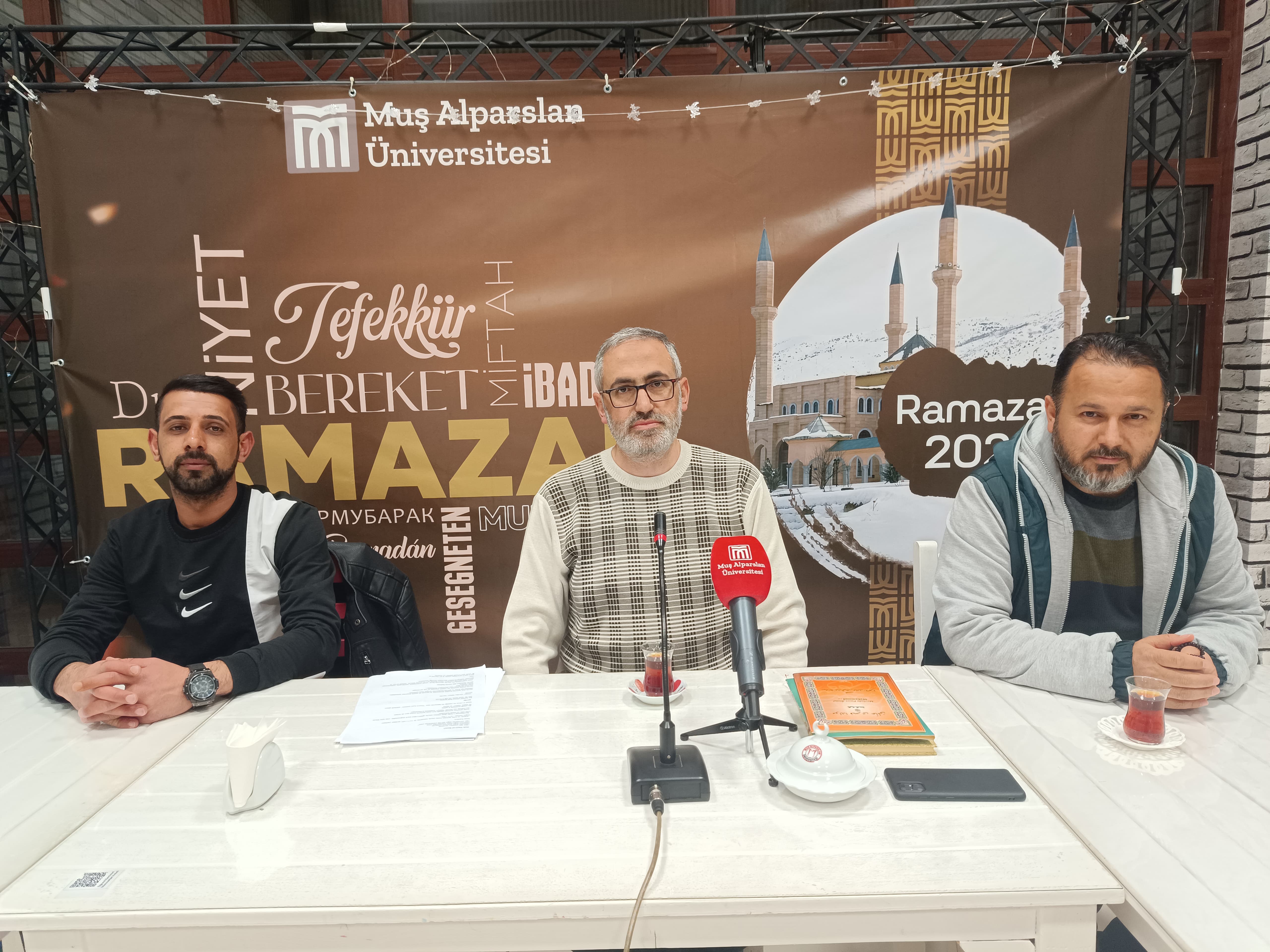 ramazan-konusmalari-serisi-mela-bateyide-peygamber-sevgisi-ile-tamamlandi-6965