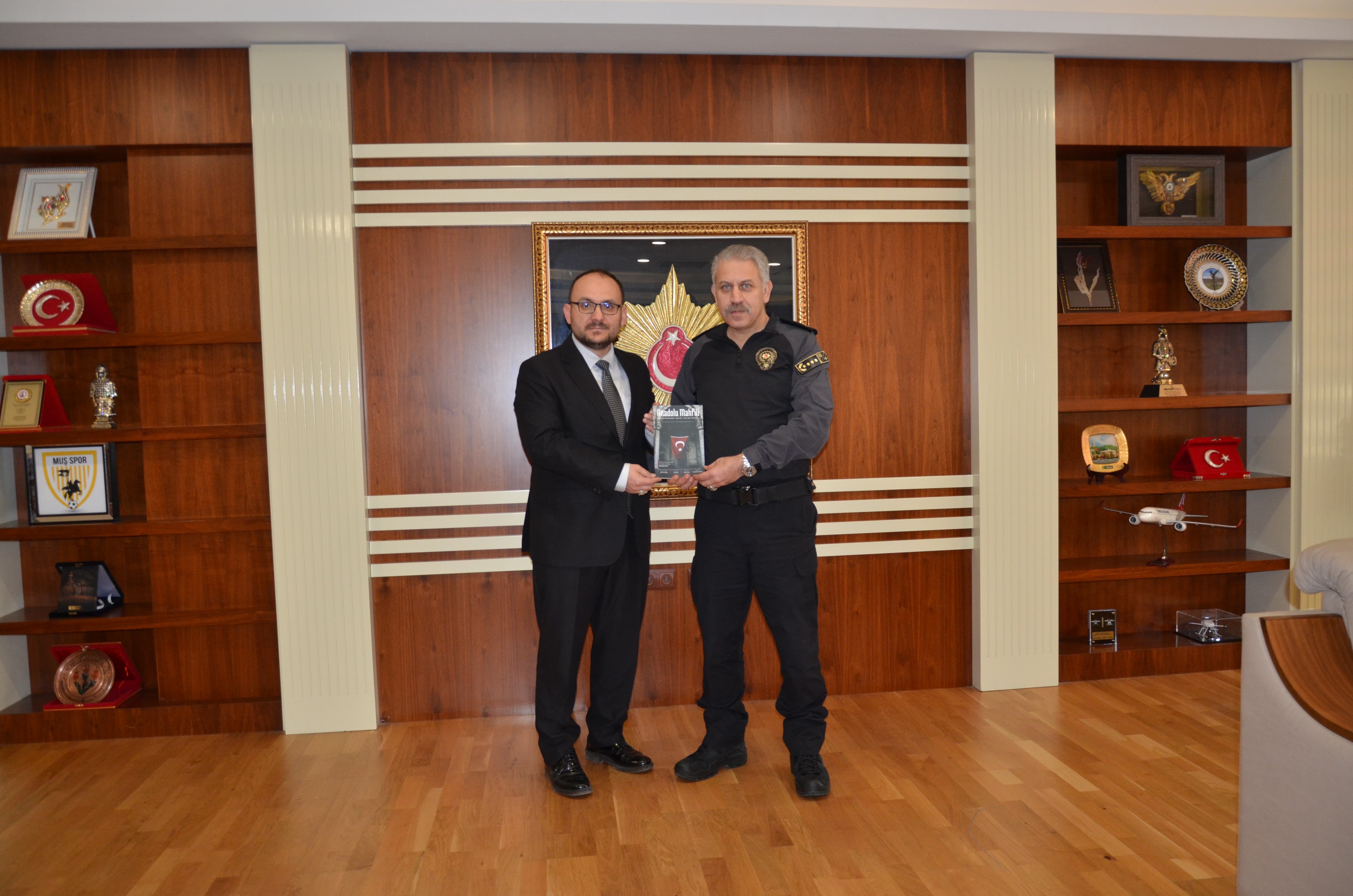 rektorumuz-prof-dr-mustafa-alicandan-emniyet-muduru-serkan-karamana-ziyaret-6992