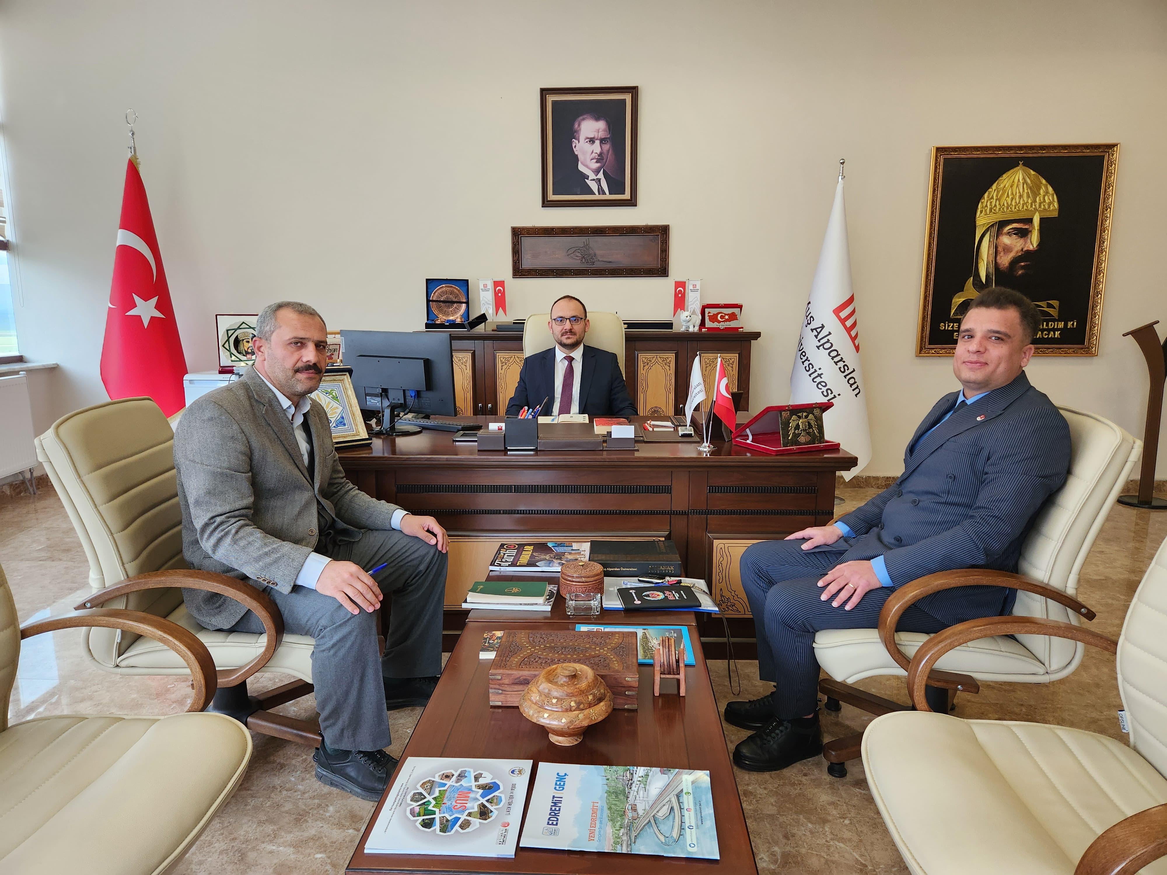 vartoda-duzenlenecek-sempozyum-hazirliklari-rektorumuze-aktarildi-7019