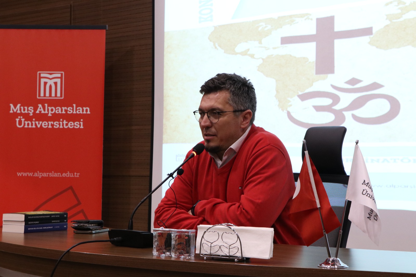 prof-dr-zafer-duygudan-dinler-tarihinin-meseleleri-konferansi-7102